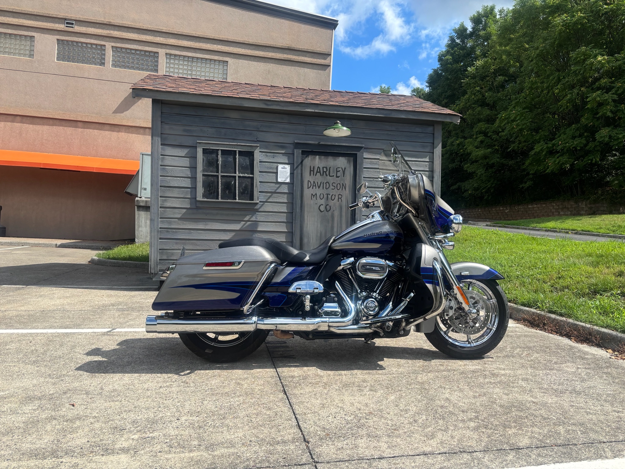 2017 CVO Electra Glide Limited