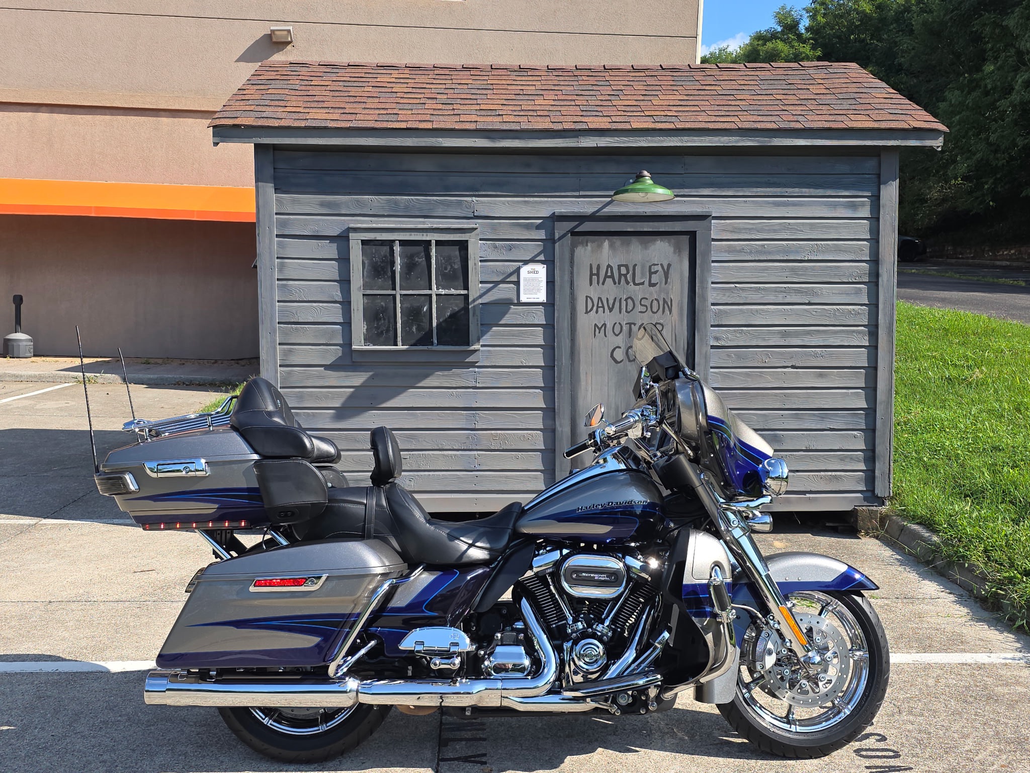 2017 CVO Electra Glide Limited
