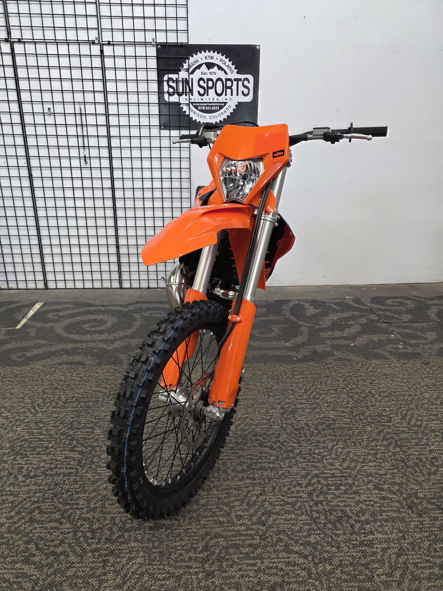 2027 KTM 250 XC-W 3