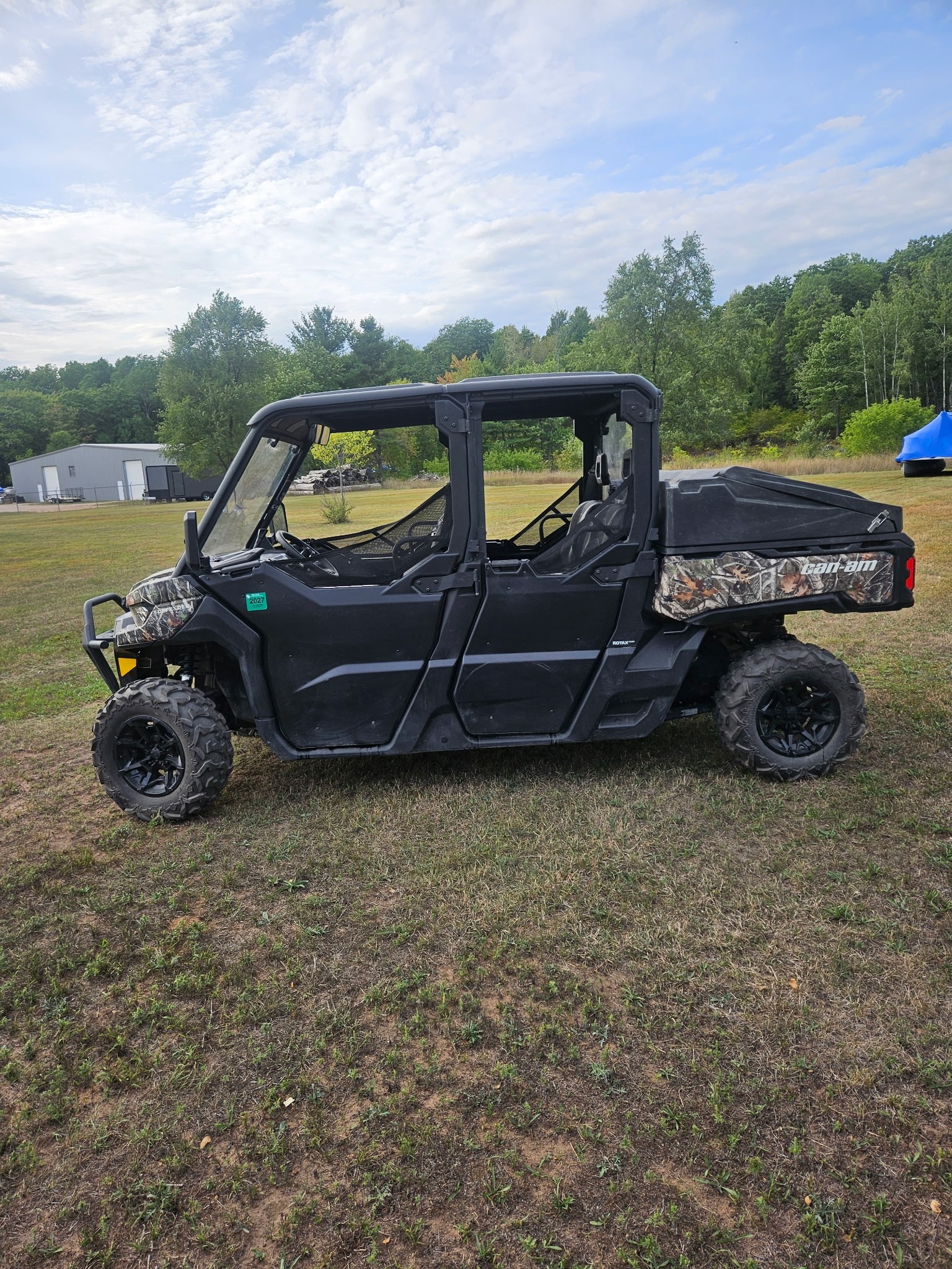 2025 Can-Am™ Defender MAX XT HD9 6