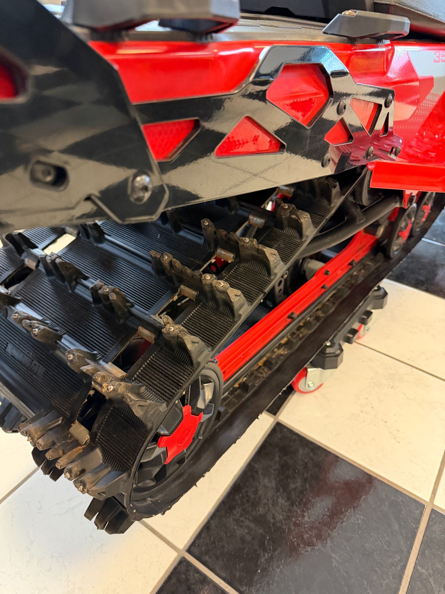 Used 2022 LYNX RAVE RE 850 E-TEC Ice Ripper XT 1.5 M.S./E.S.