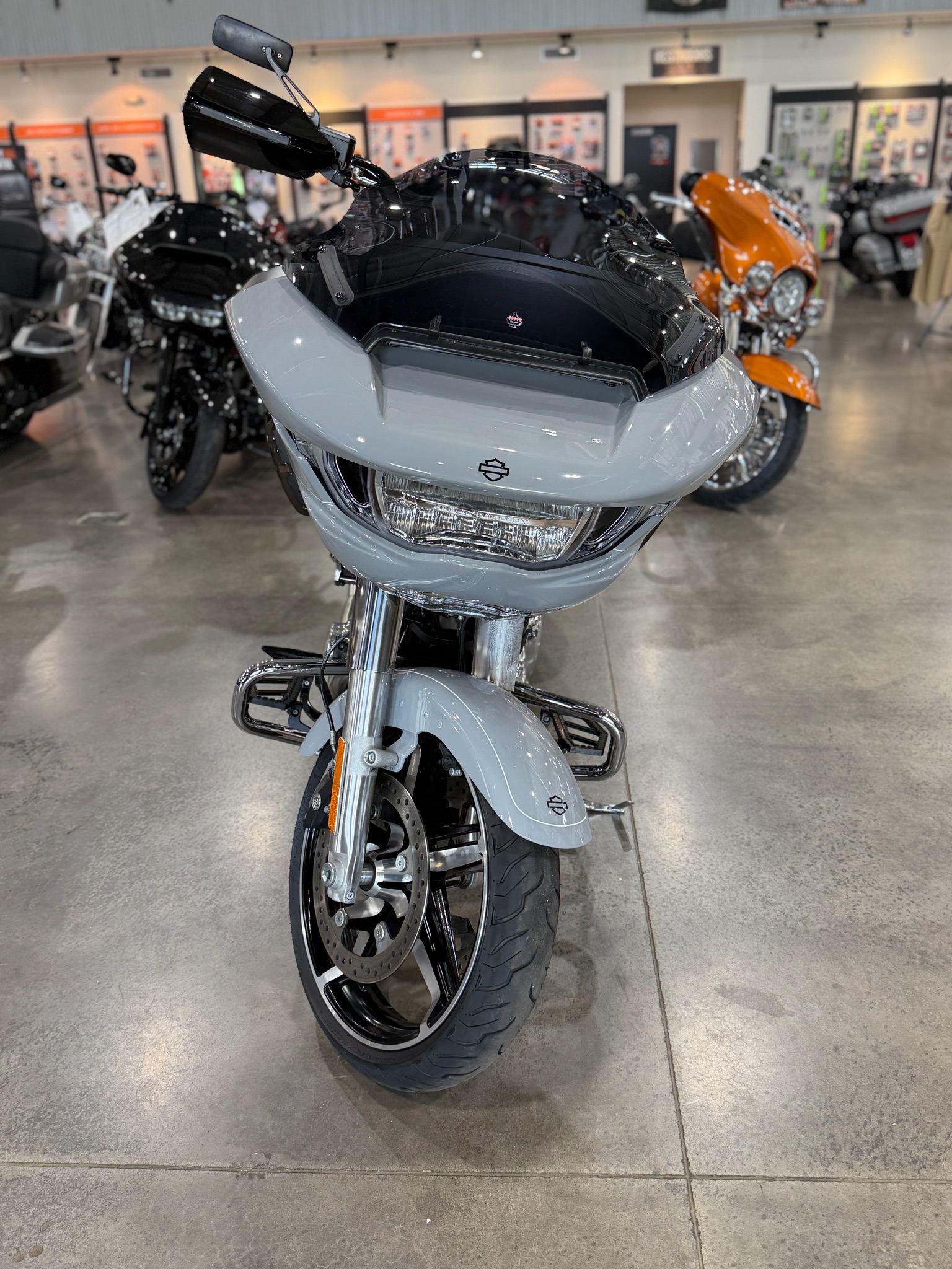2024 Harley-Davidson Road Glide® 6