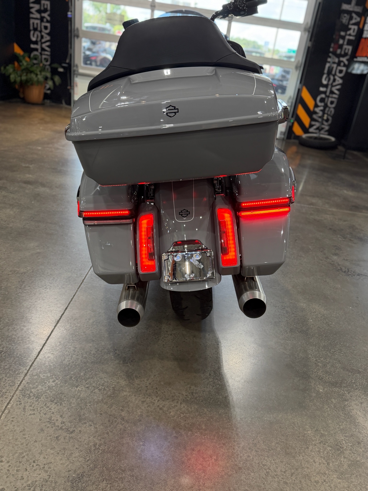 2024 Harley-Davidson Road Glide® 11