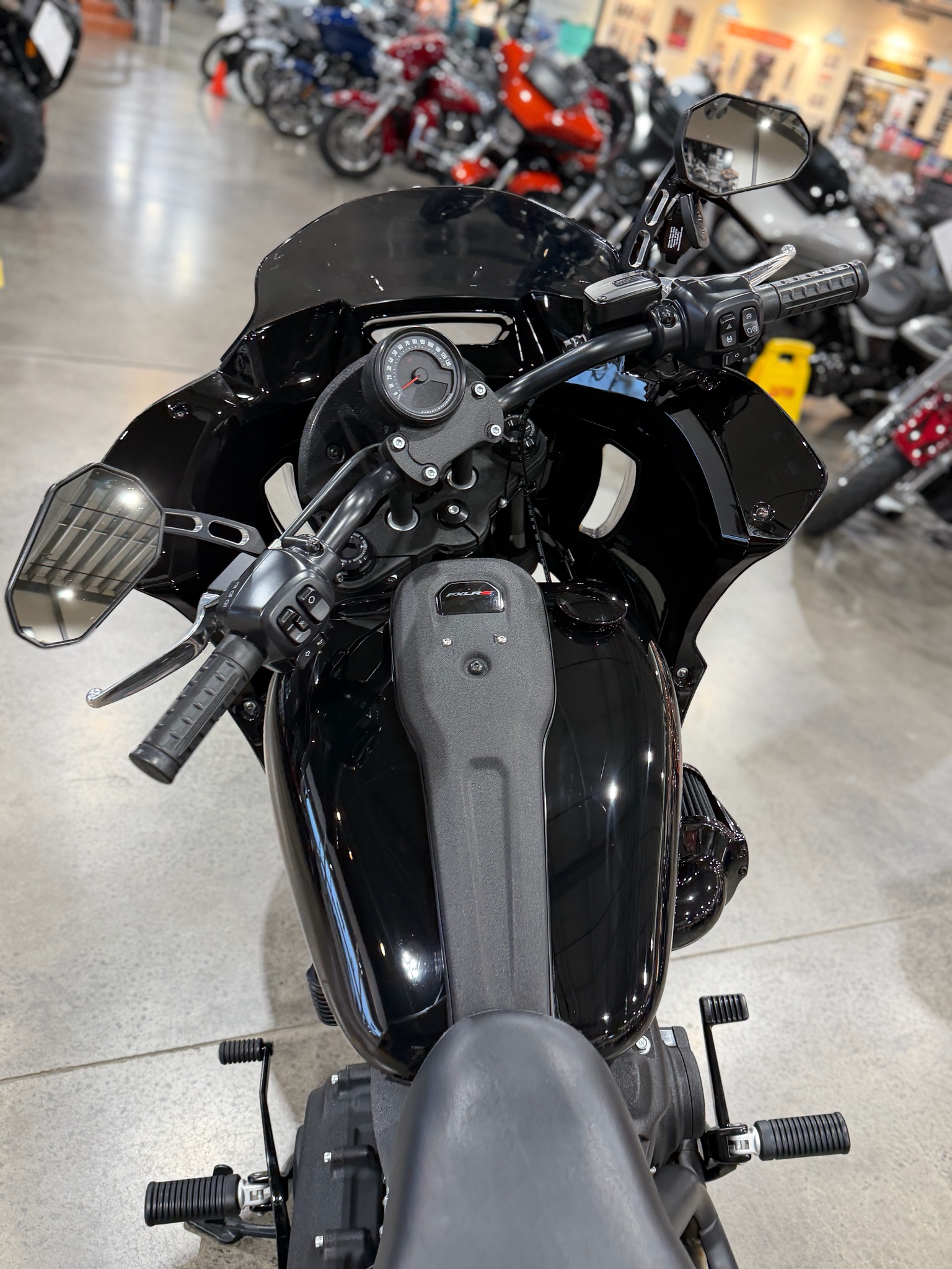 2025 Harley-Davidson Low Rider® S 6