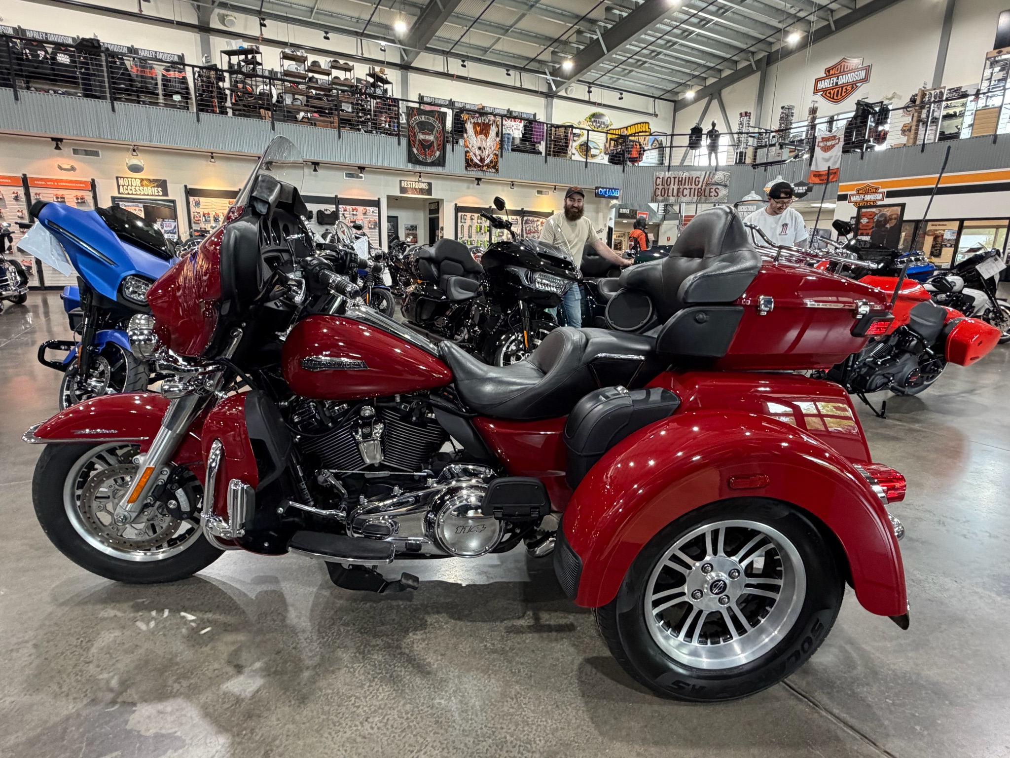 2021 Harley-Davidson Tri Glide® Ultra 5