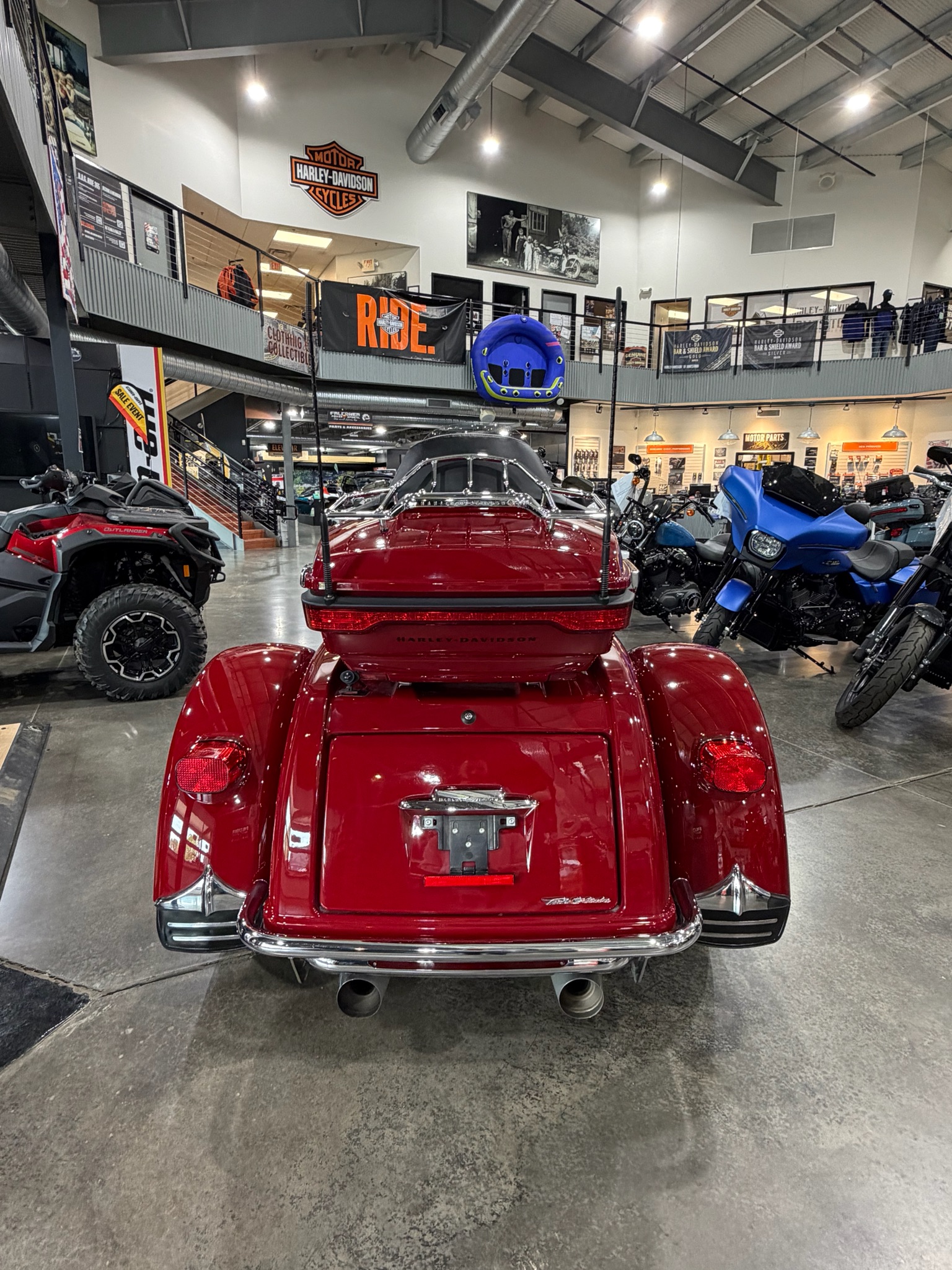 2021 Harley-Davidson Tri Glide® Ultra 7