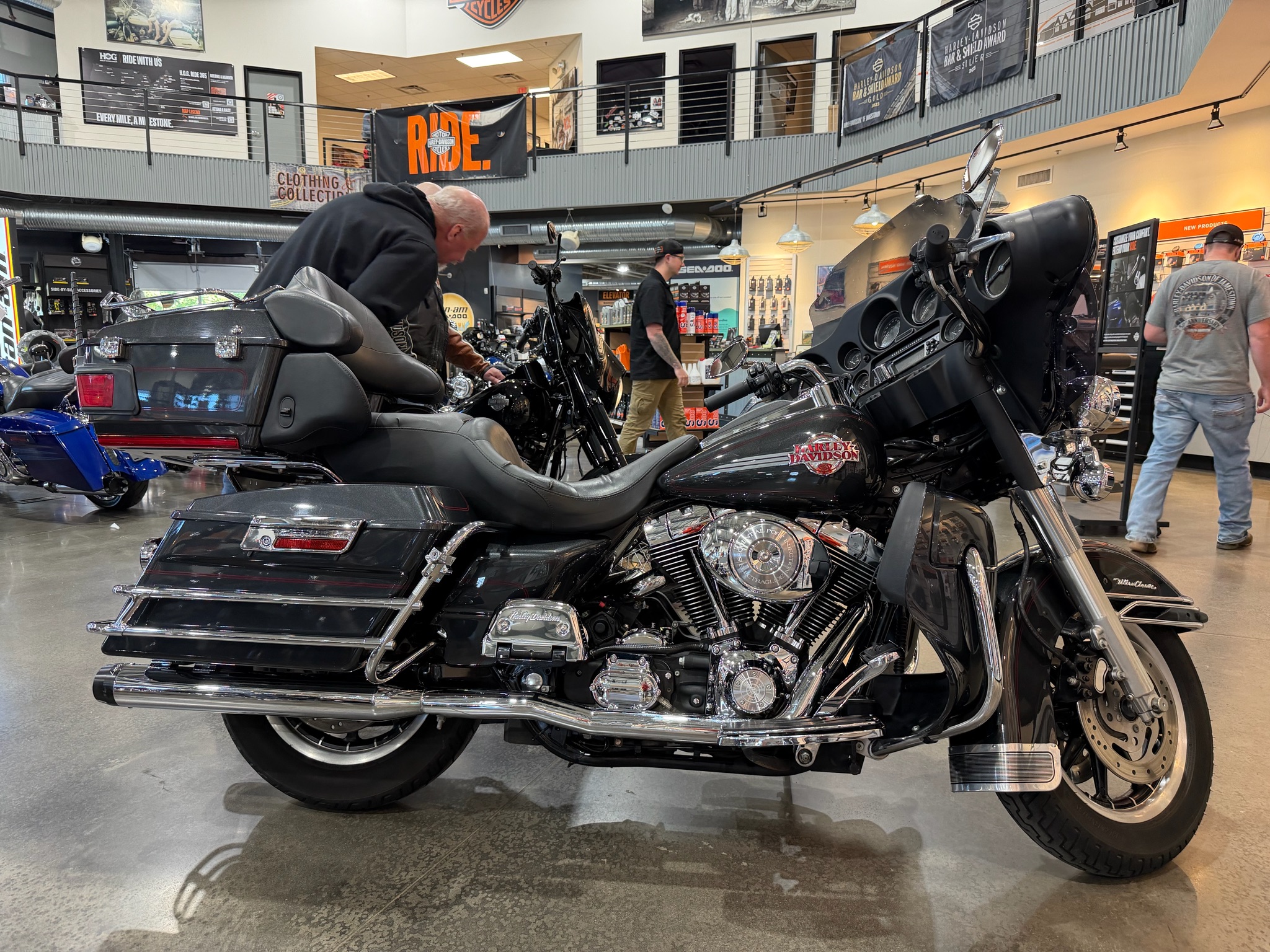 2006 Harley-Davidson Ultra Classic® Electra Glide® 1