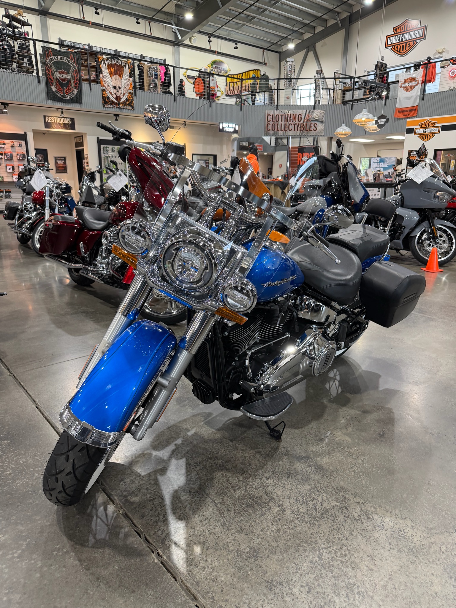 2018 Harley-Davidson Softail® Deluxe 107 4
