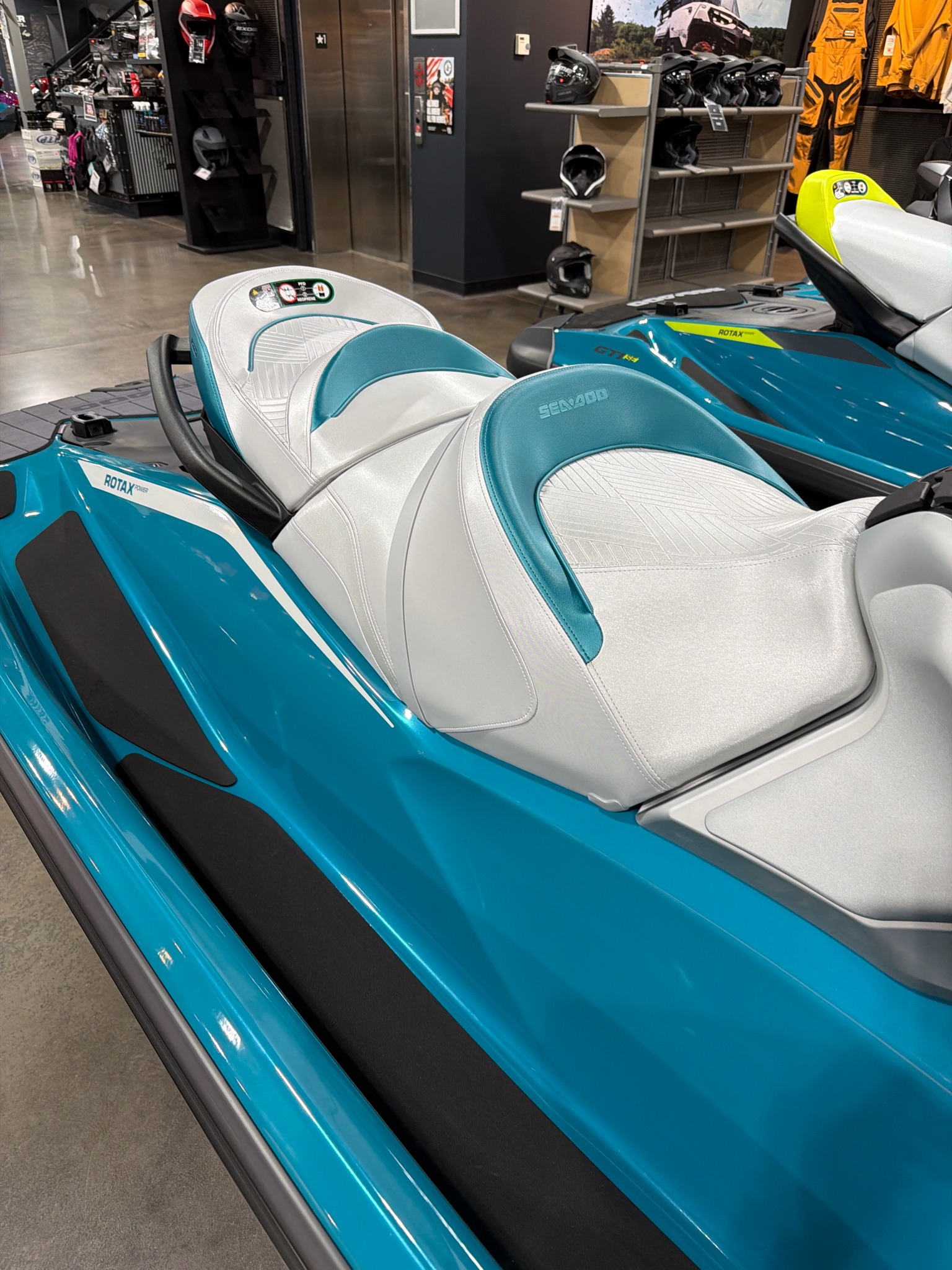 2026 Sea-Doo GTX Limited 325 4