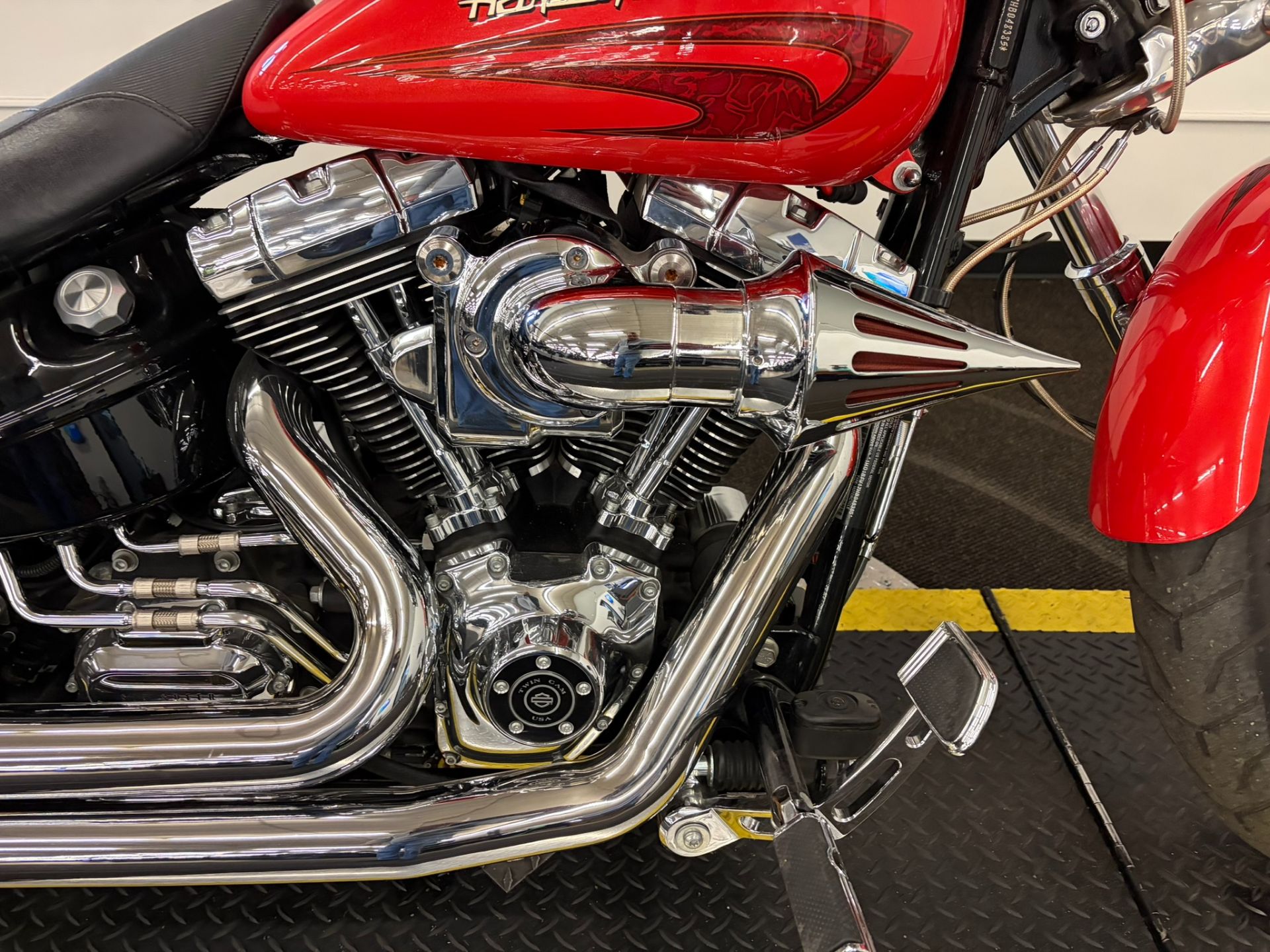 2017 Harley-Davidson Breakout® 3