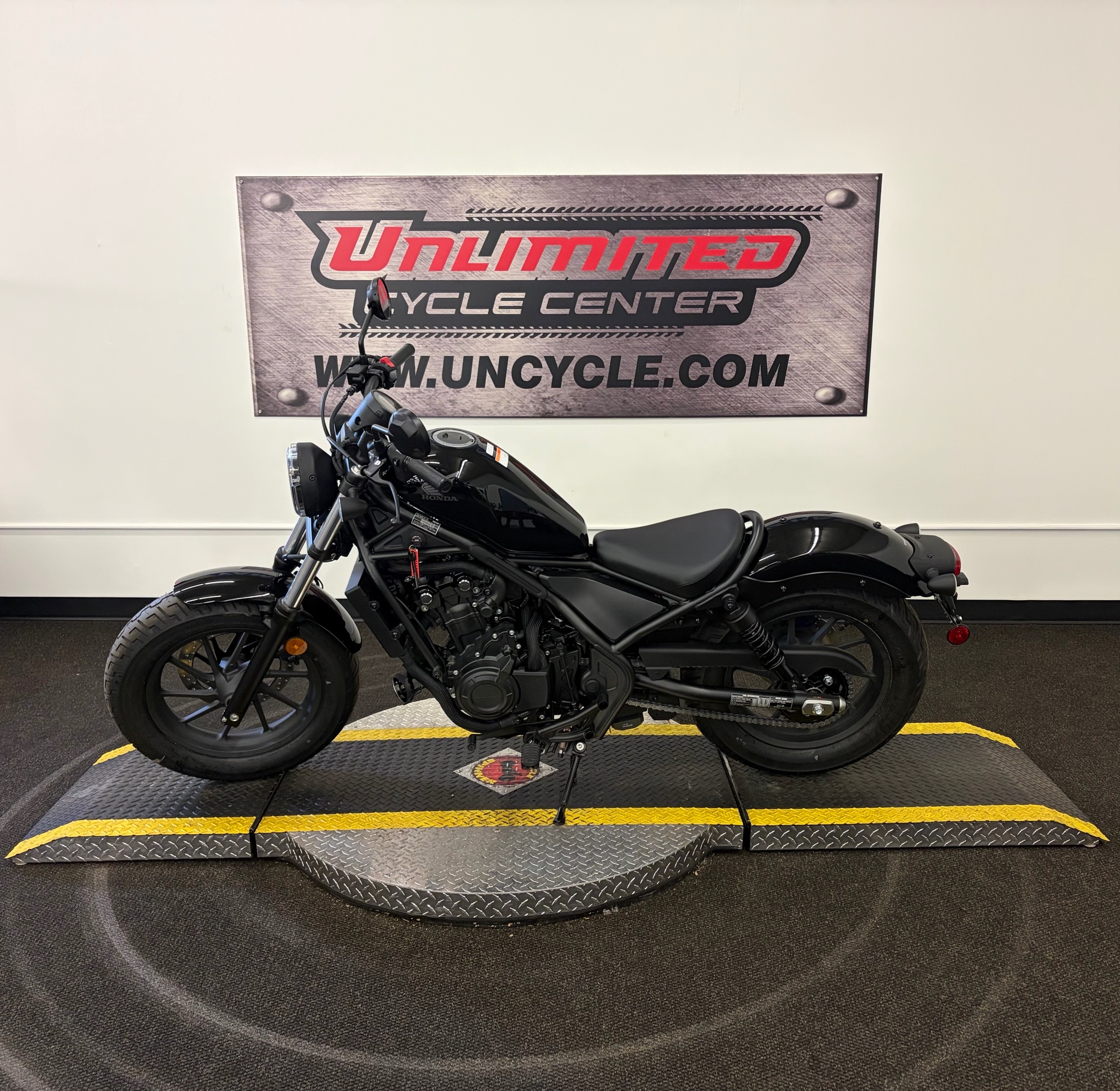 2026 Honda Rebel 500 3