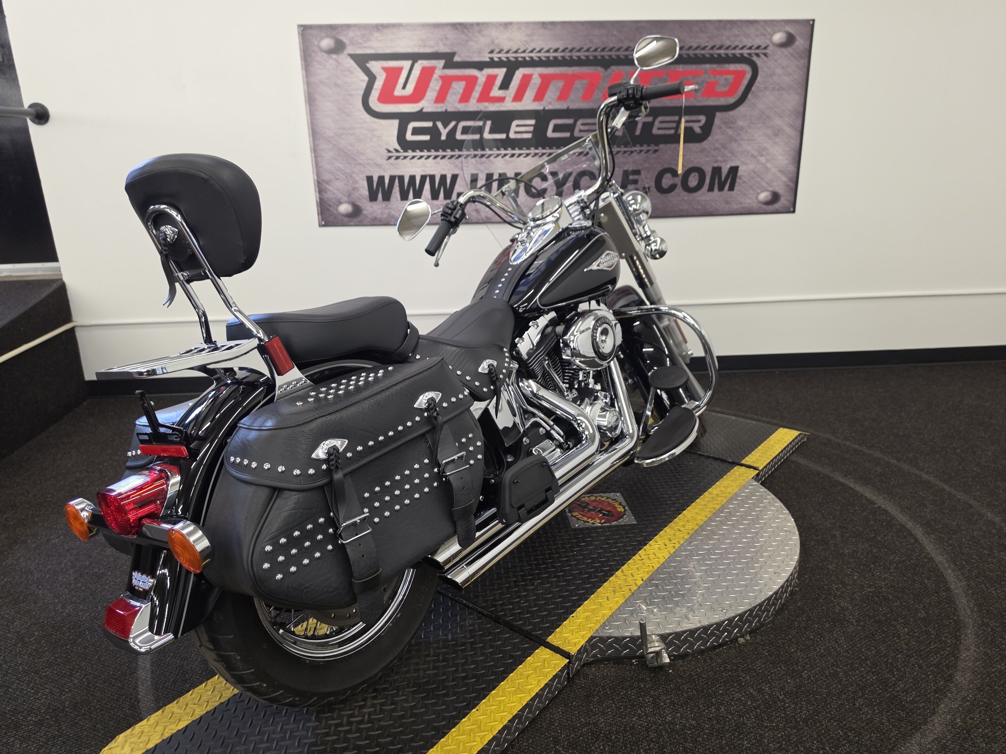 2014 Harley-Davidson Heritage Softail® Classic 7