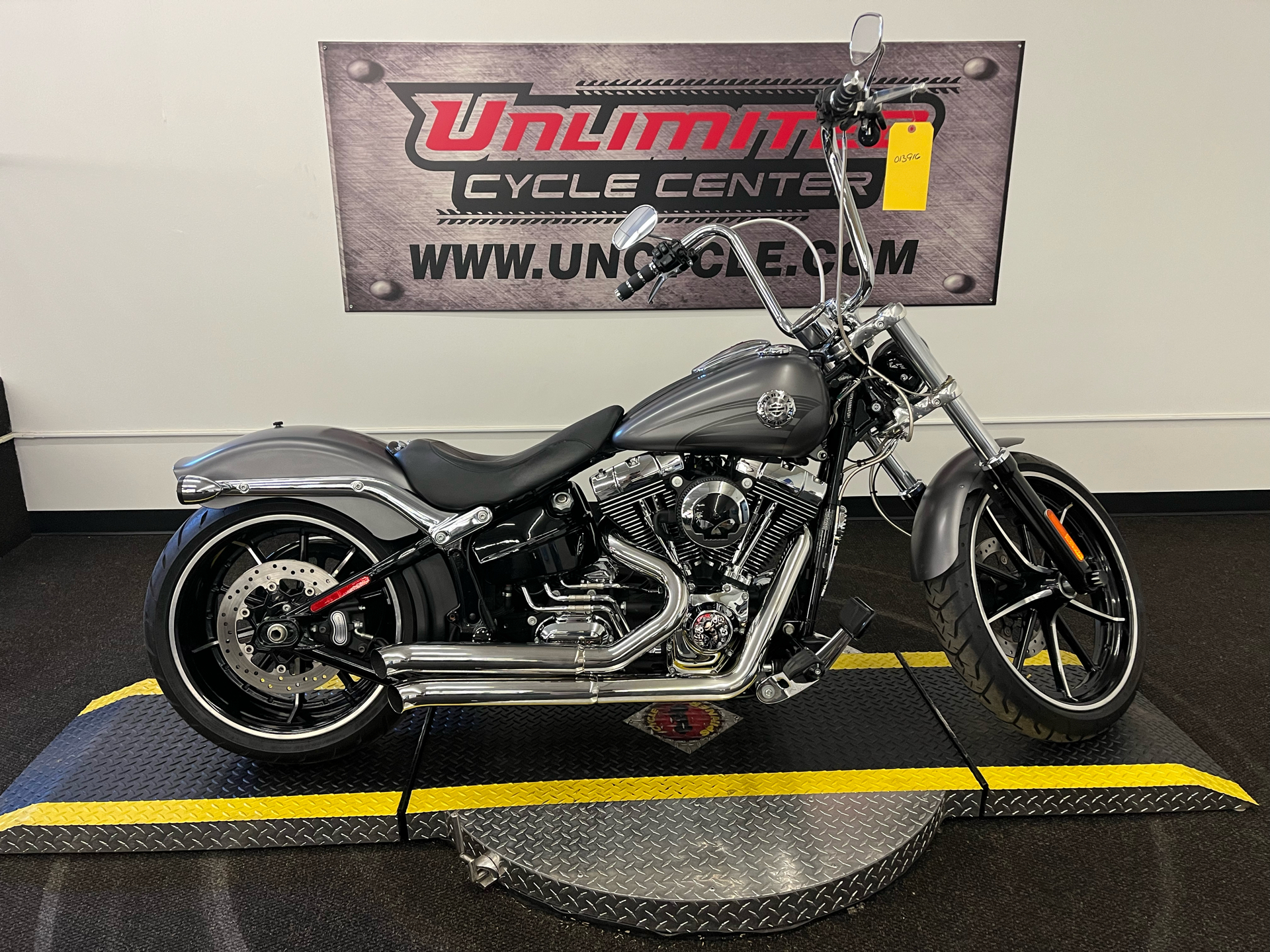 Used 2016 Harley-Davidson Breakout® | Motorcycles in Tyrone PA
