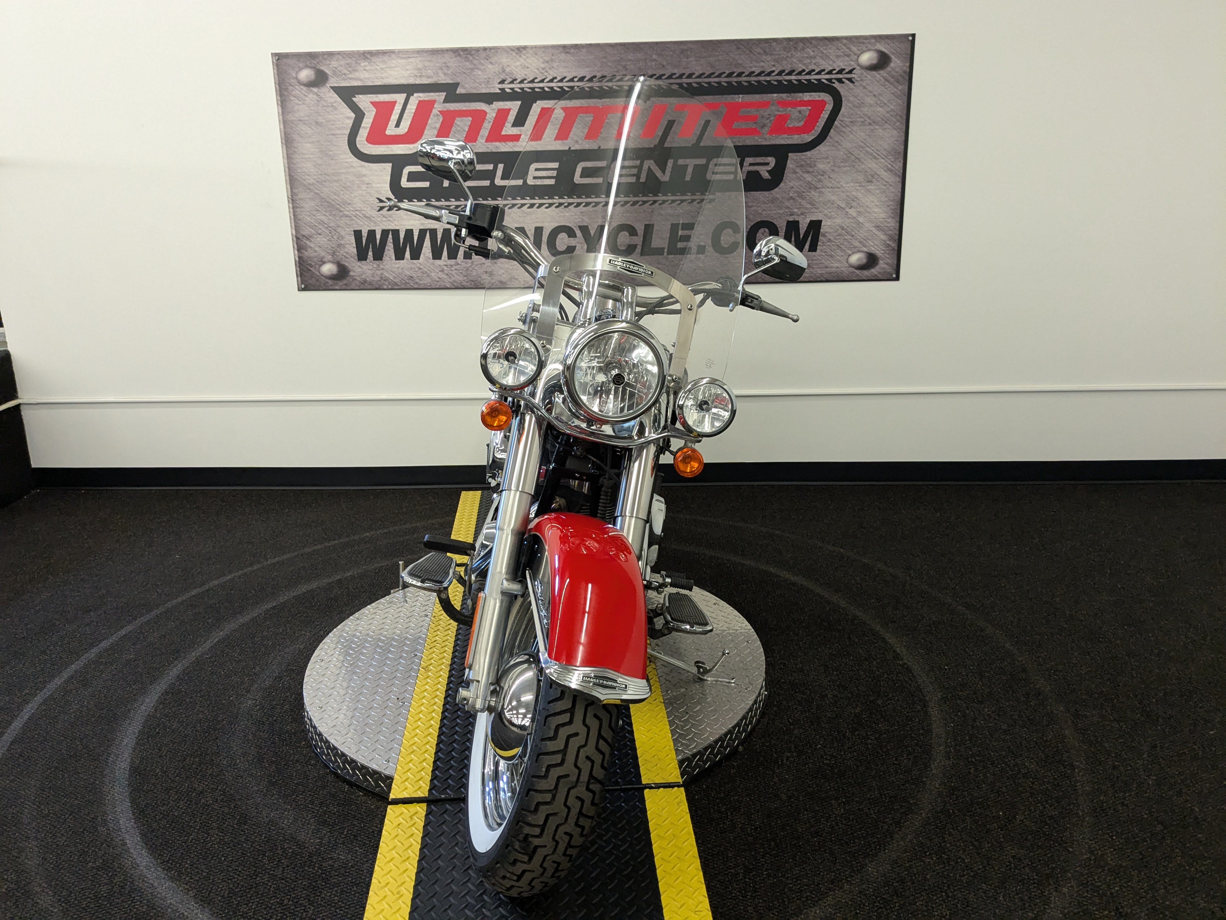 Used 2010 Harley-Davidson Softail® Deluxe | Motorcycles in