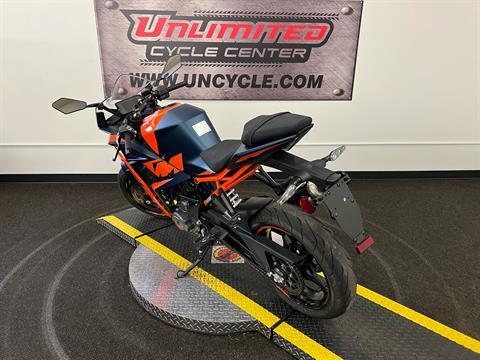 Used 2022 KTM RC 390 Motorcycles in Tyrone PA 215430 Blue