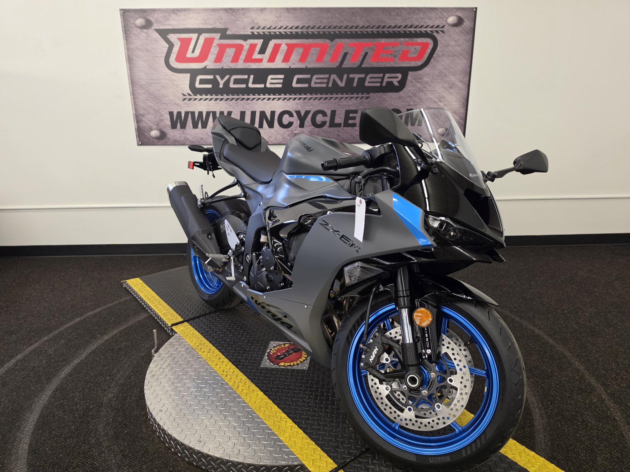 New 2026 Kawasaki Ninja® ZX™-6R ABS | Motorcycles in Tyrone PA