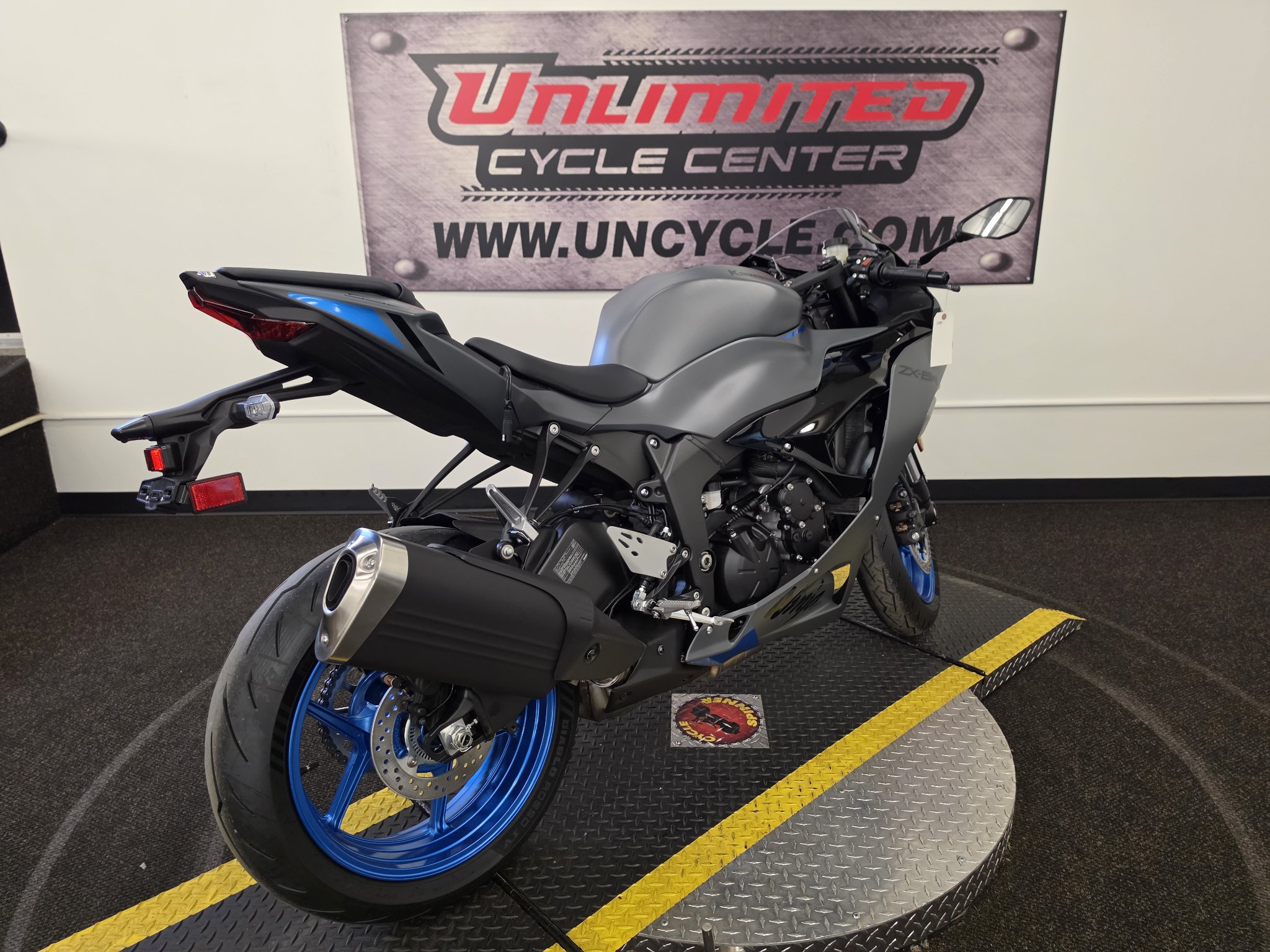 New 2026 Kawasaki Ninja® ZX™-6R ABS | Motorcycles in Tyrone PA