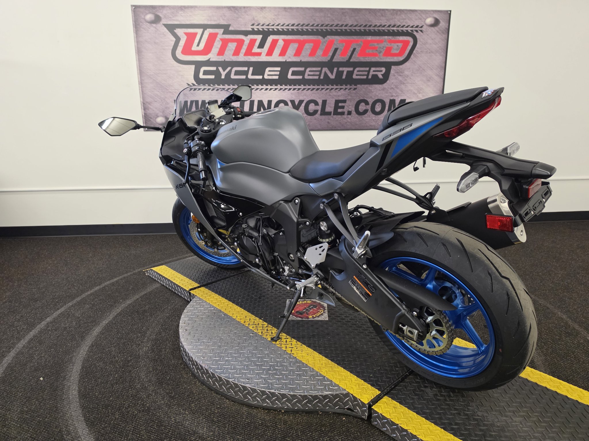 New 2026 Kawasaki Ninja® ZX™-6R ABS | Motorcycles in Tyrone PA