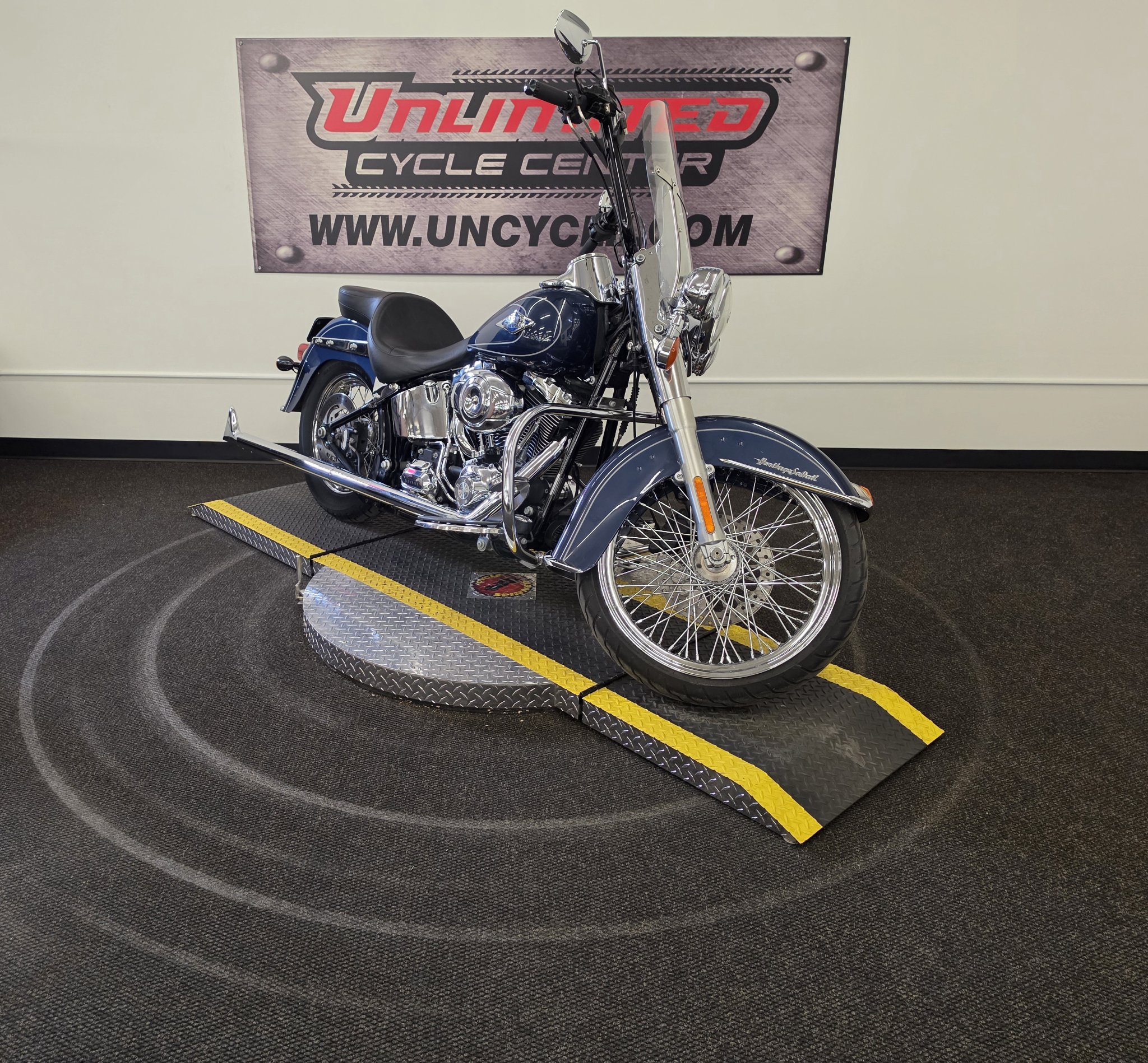 2009 Harley-Davidson Heritage Softail® Classic 1