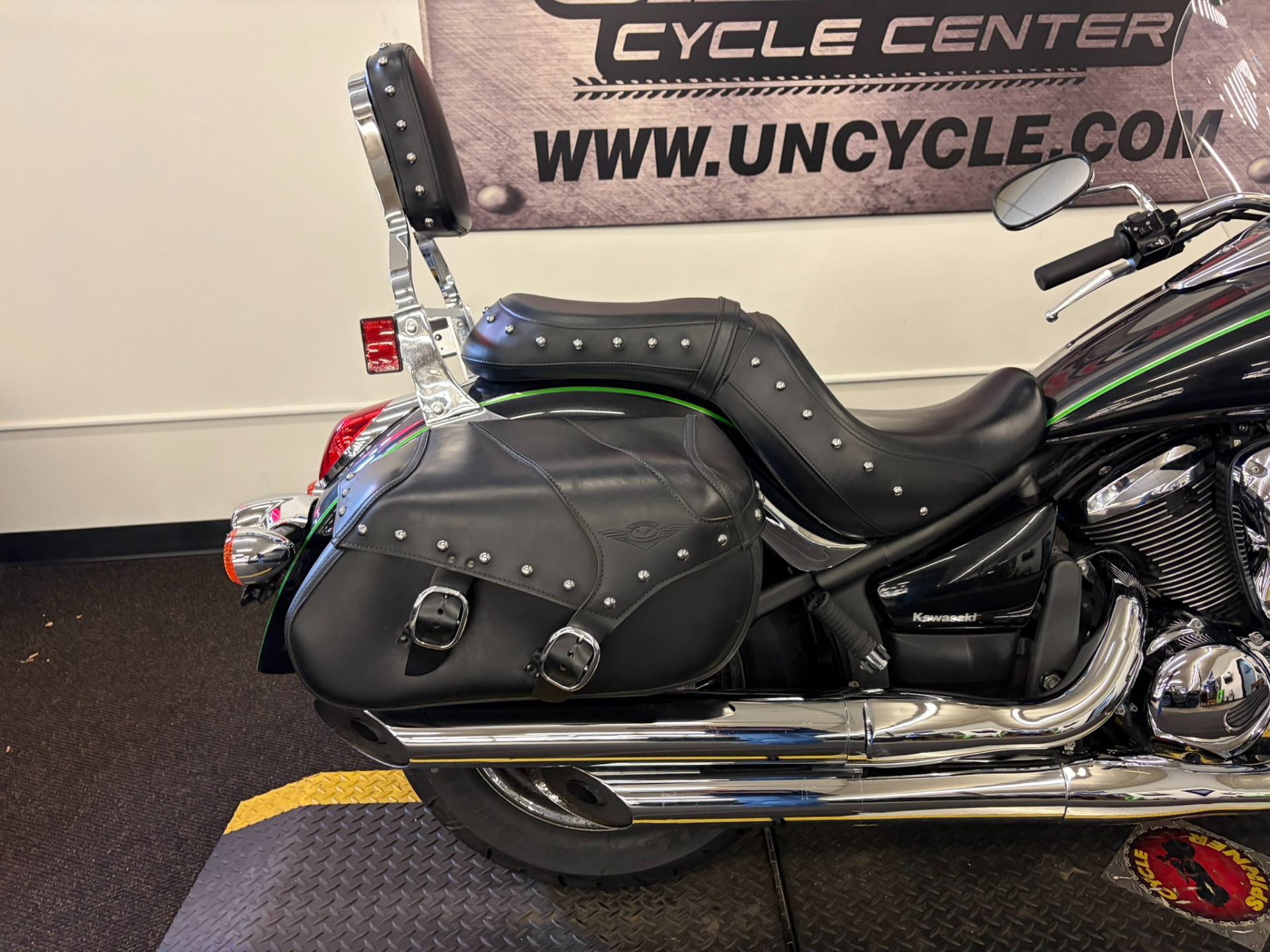 2015 Kawasaki Vulcan® 900 Classic LT 5