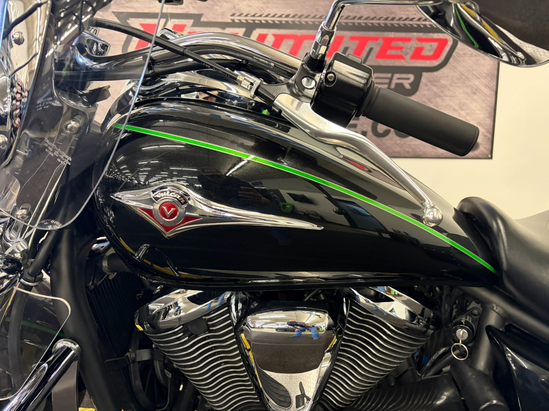 2015 Kawasaki Vulcan® 900 Classic LT 9