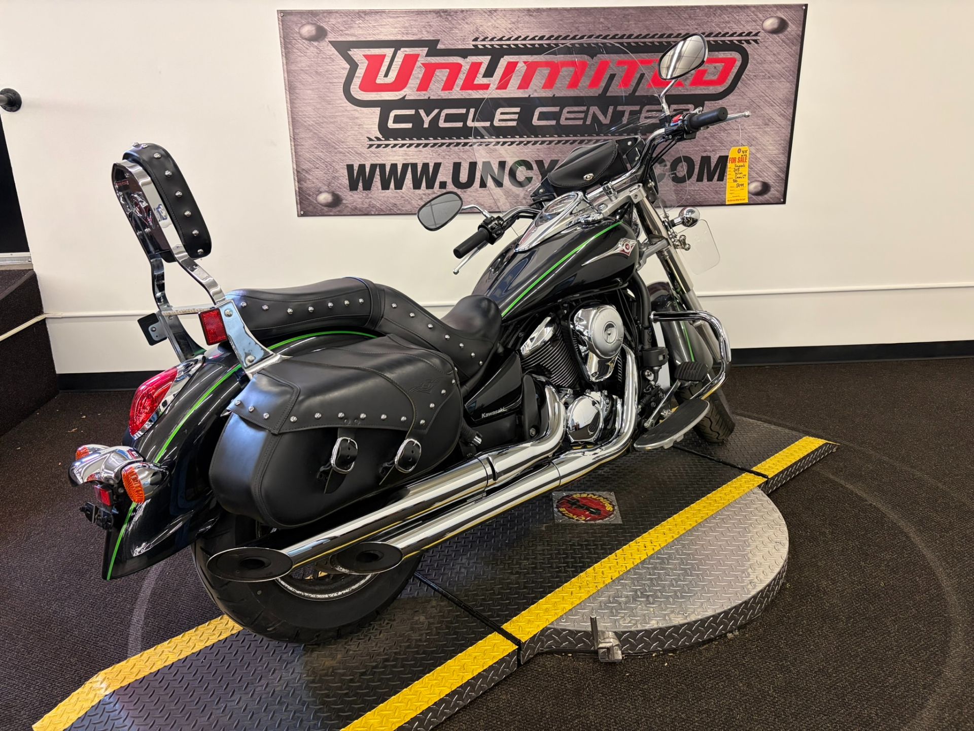 2015 Kawasaki Vulcan® 900 Classic LT 12