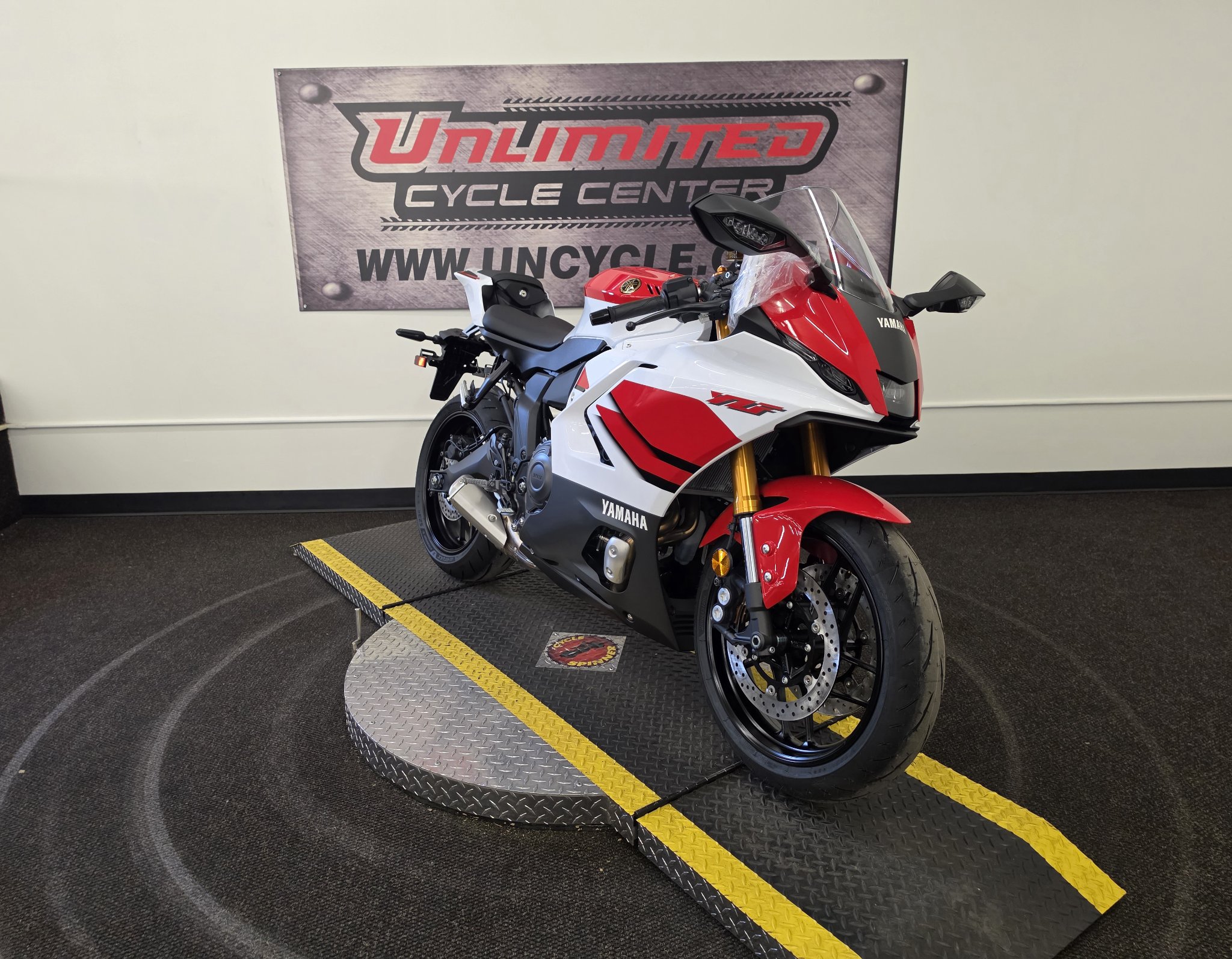 2026 Yamaha YZF-R7 1