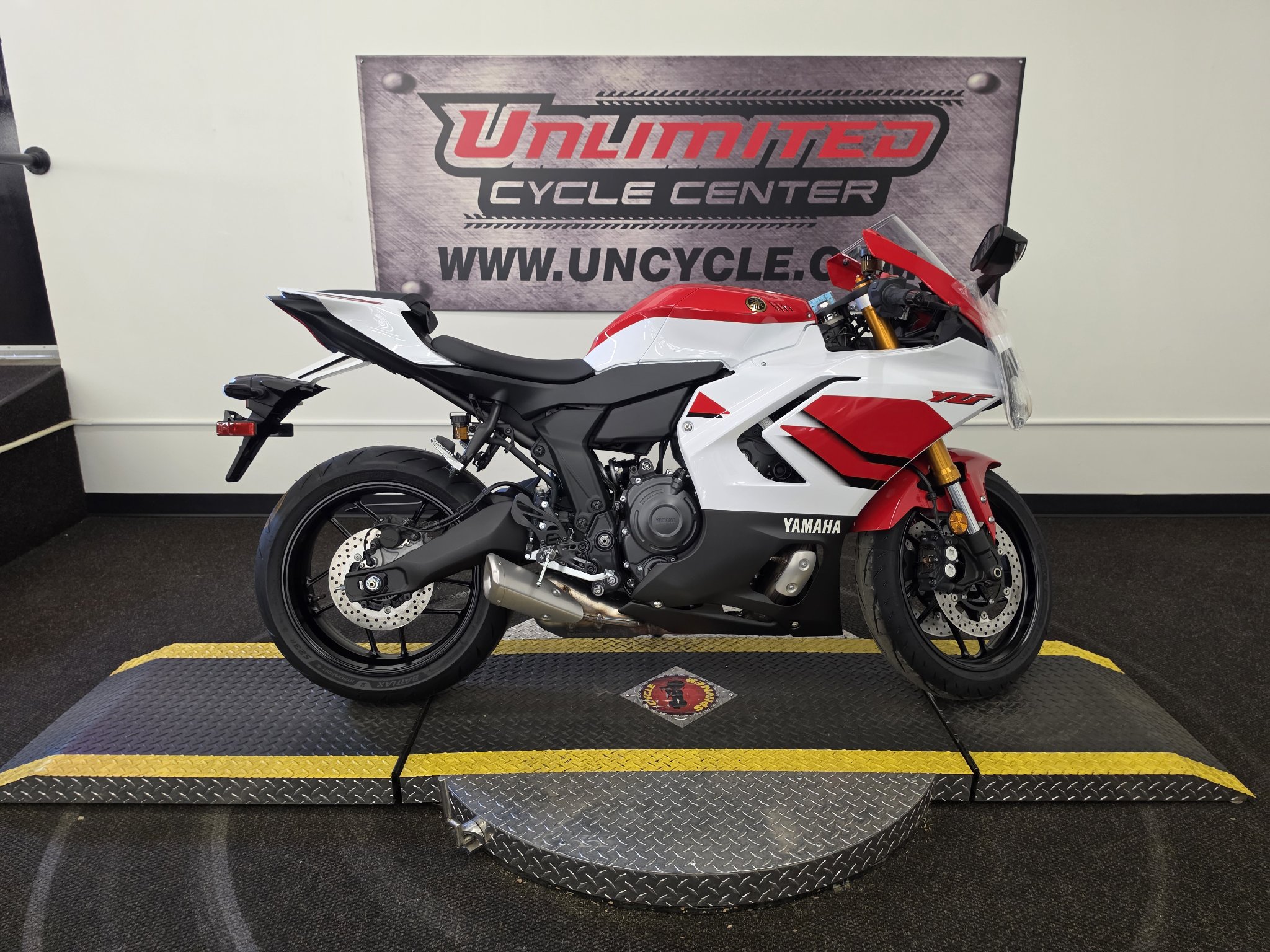 2026 Yamaha YZF-R7 2