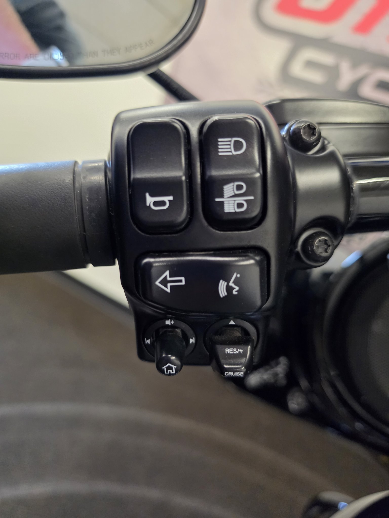 2019 Harley-Davidson Street Glide® Special 6