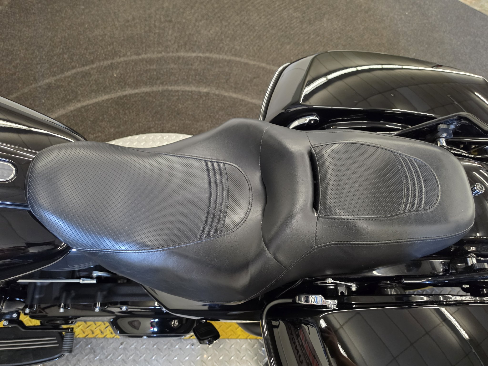 2019 Harley-Davidson Street Glide® Special 9