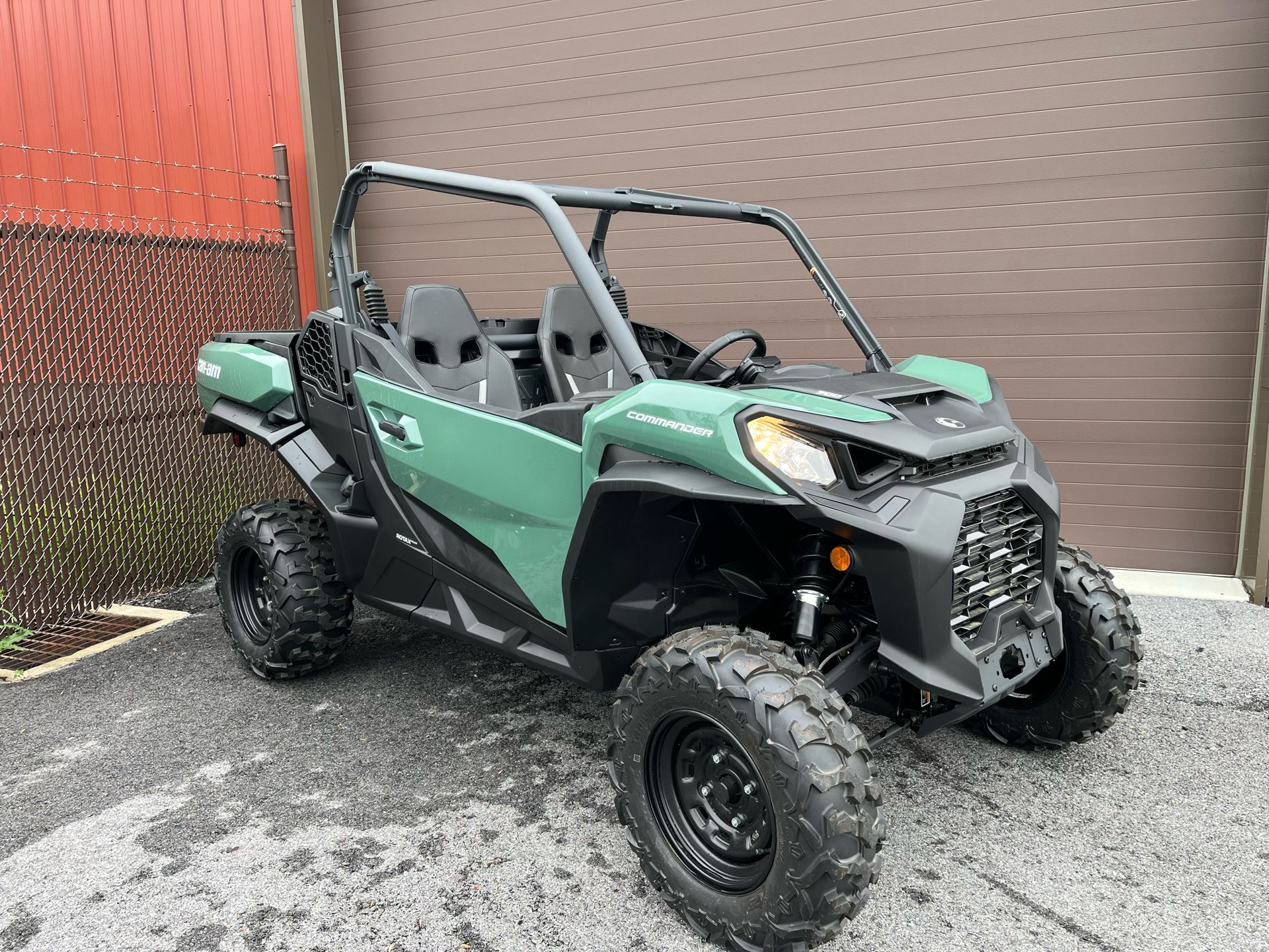 New 2025 Can-Am Commander DPS 700 | Utility Vehicles in Tyrone PA