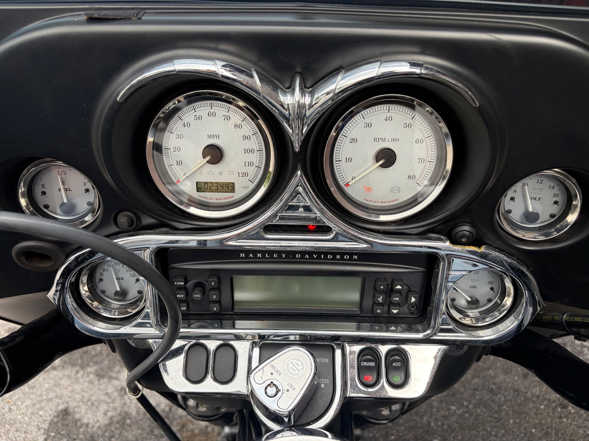 2013 Harley-Davidson Electra Glide® Ultra Limited 6