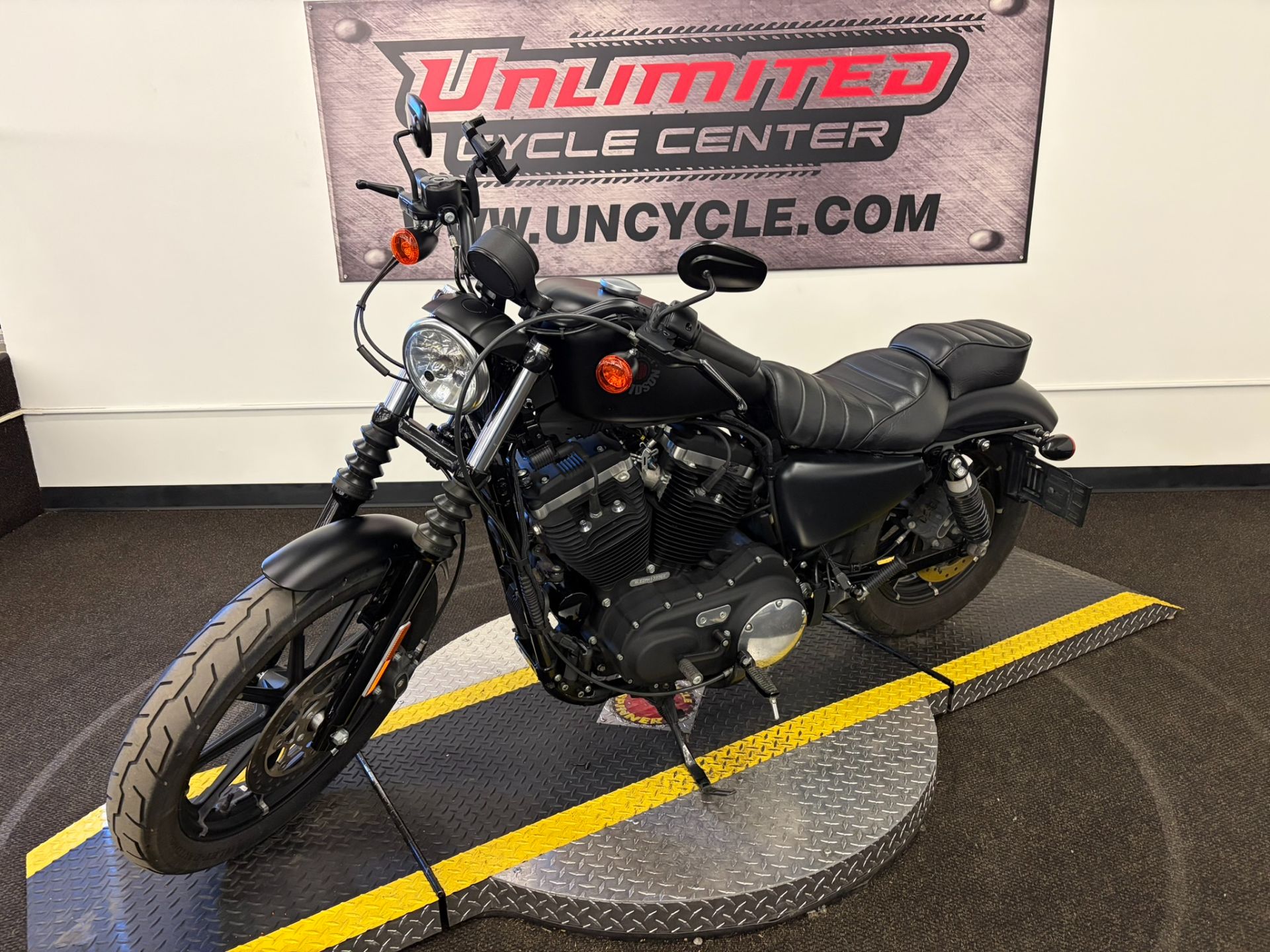 2021 Harley-Davidson Iron 883 8