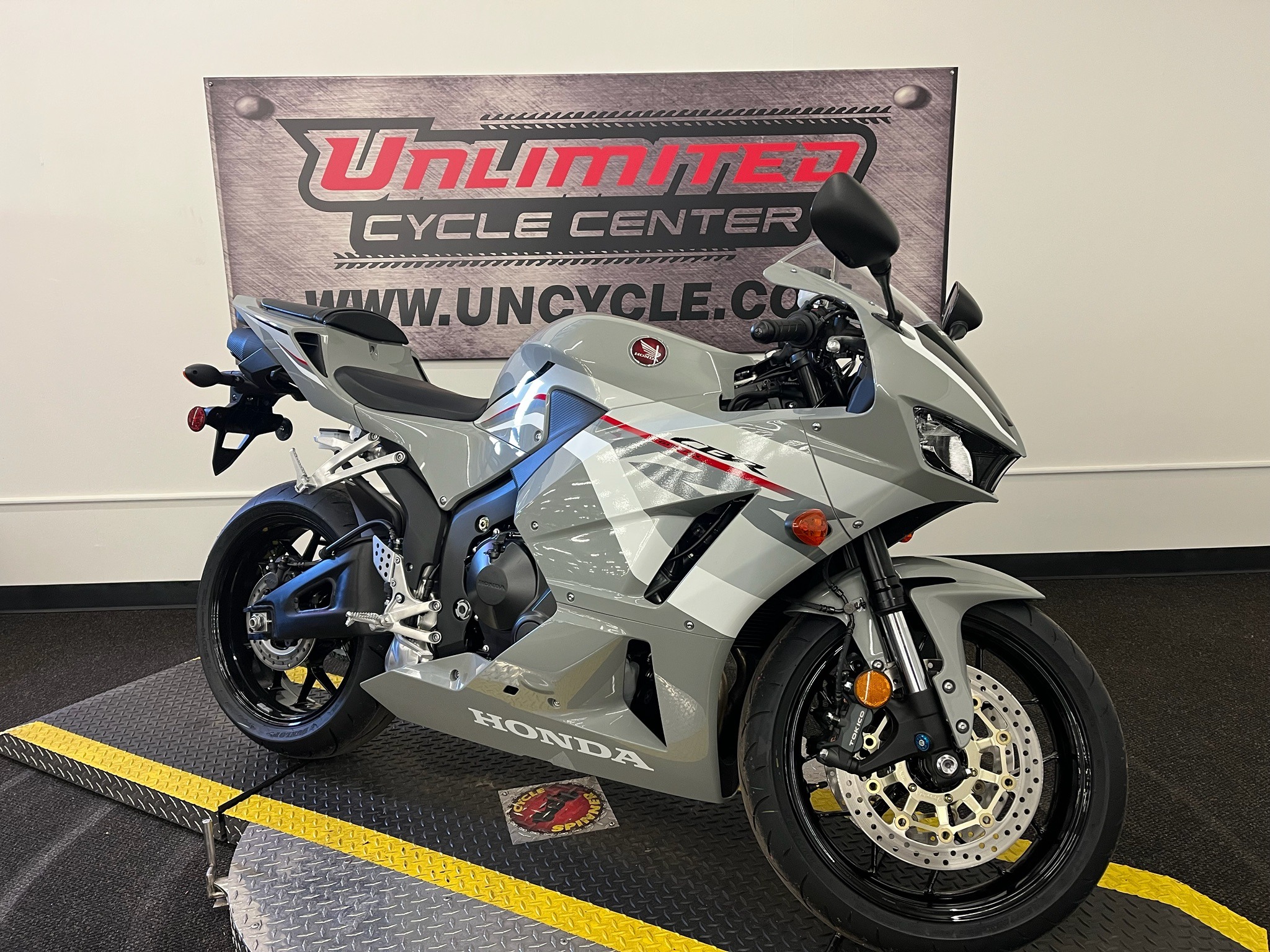 New 2026 Honda CBR600RR | Motorcycles in Tyrone PA | 2323 Deep