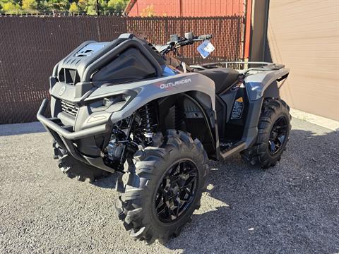 2027 Can-Am Outlander X MR 700