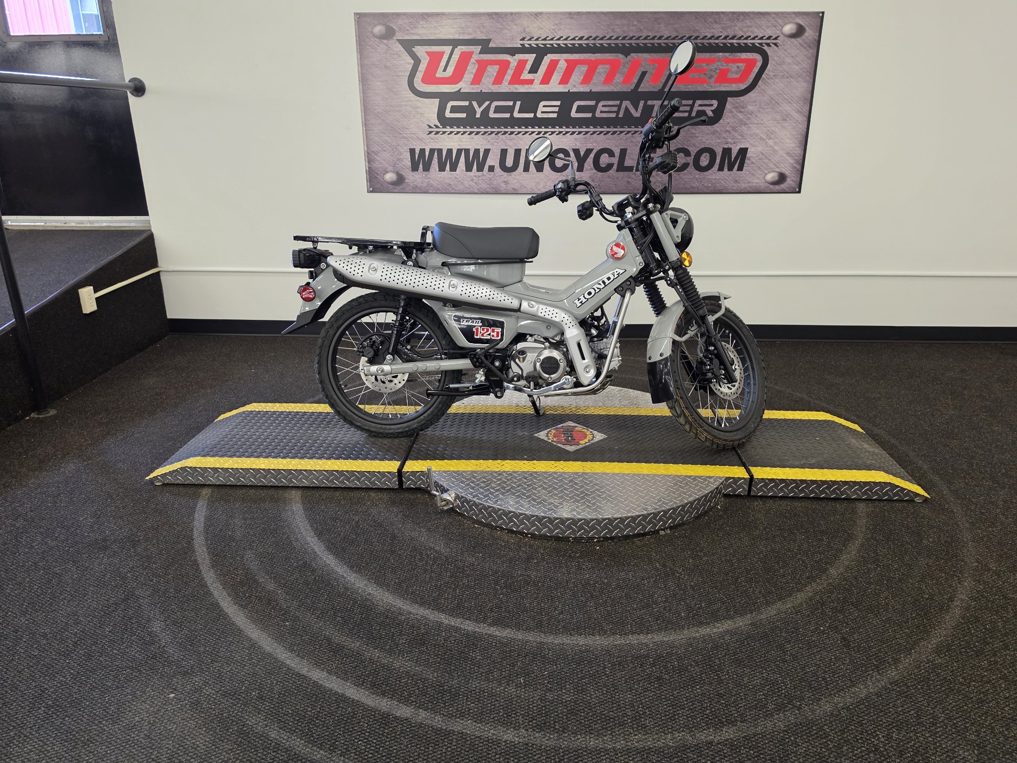 2025 Honda Trail125 3