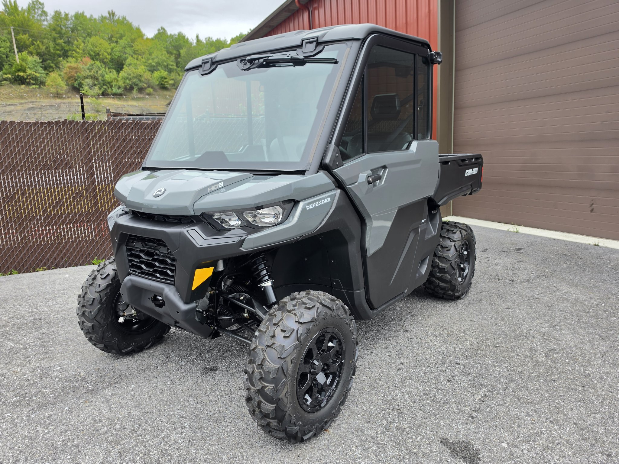 2027 Can-Am™ Defender DPS CAB HD9 1