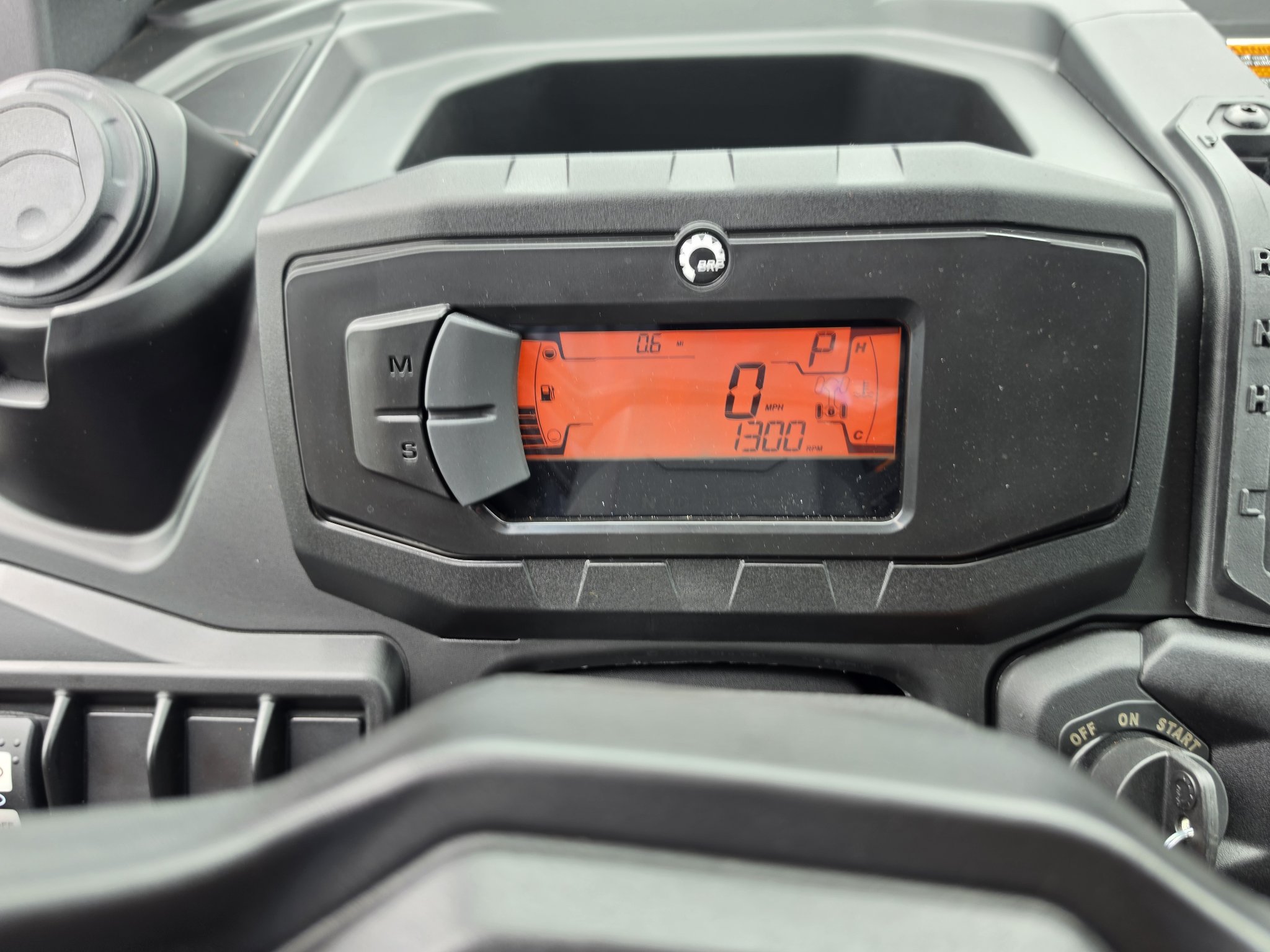 2027 Can-Am™ Defender DPS CAB HD9 10