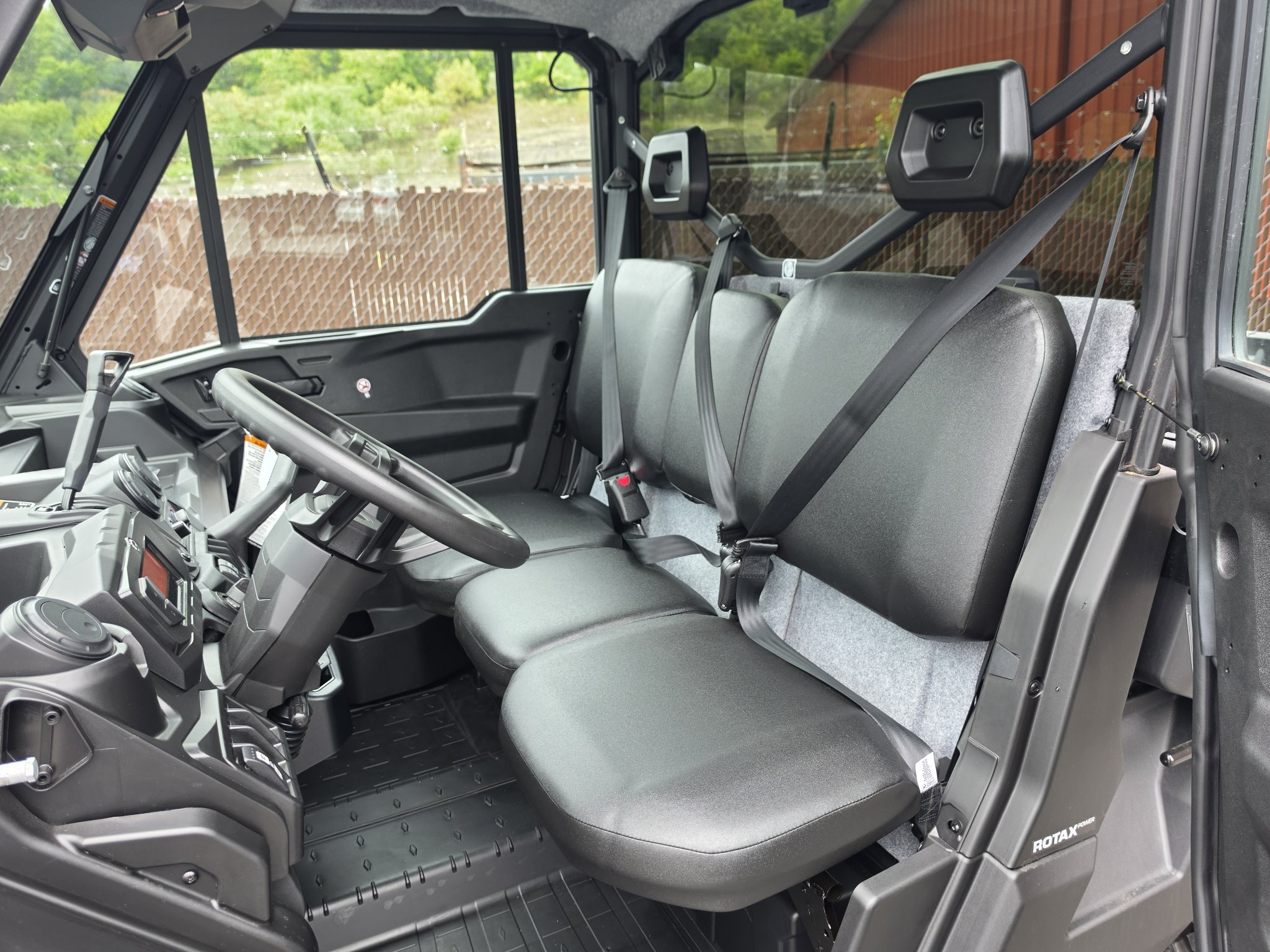 2027 Can-Am™ Defender DPS CAB HD9 12