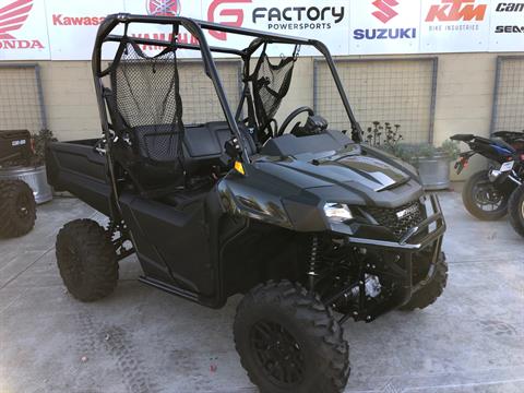 2026 Honda Pioneer 700 Deluxe — photo 1 of 25