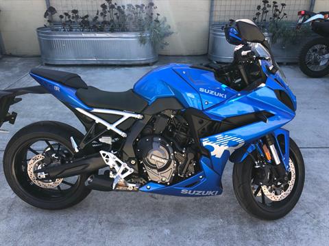 2026 Suzuki GSX-8R — photo 1 of 9