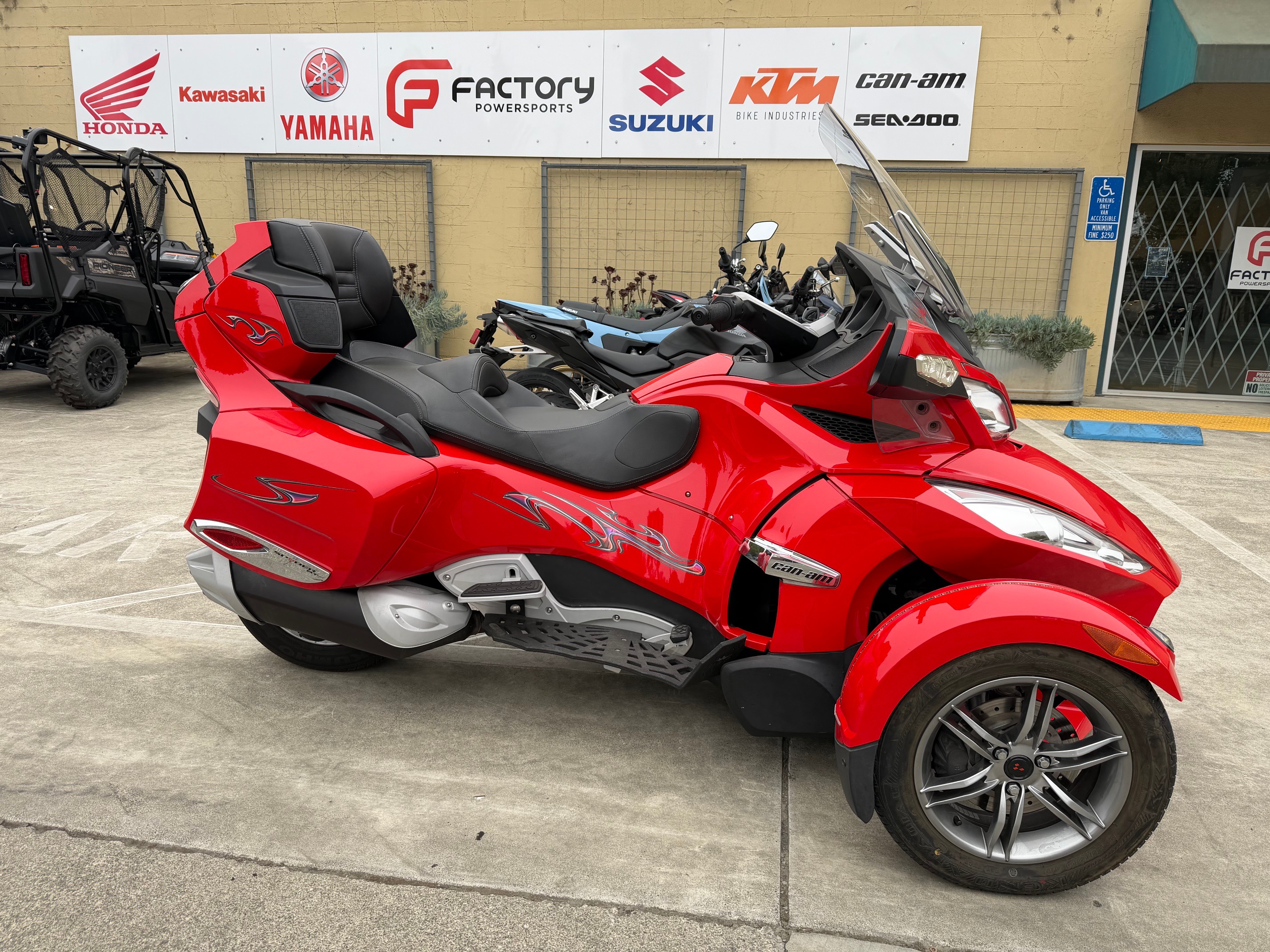 2012 Can-Am Spyder® RT Limited