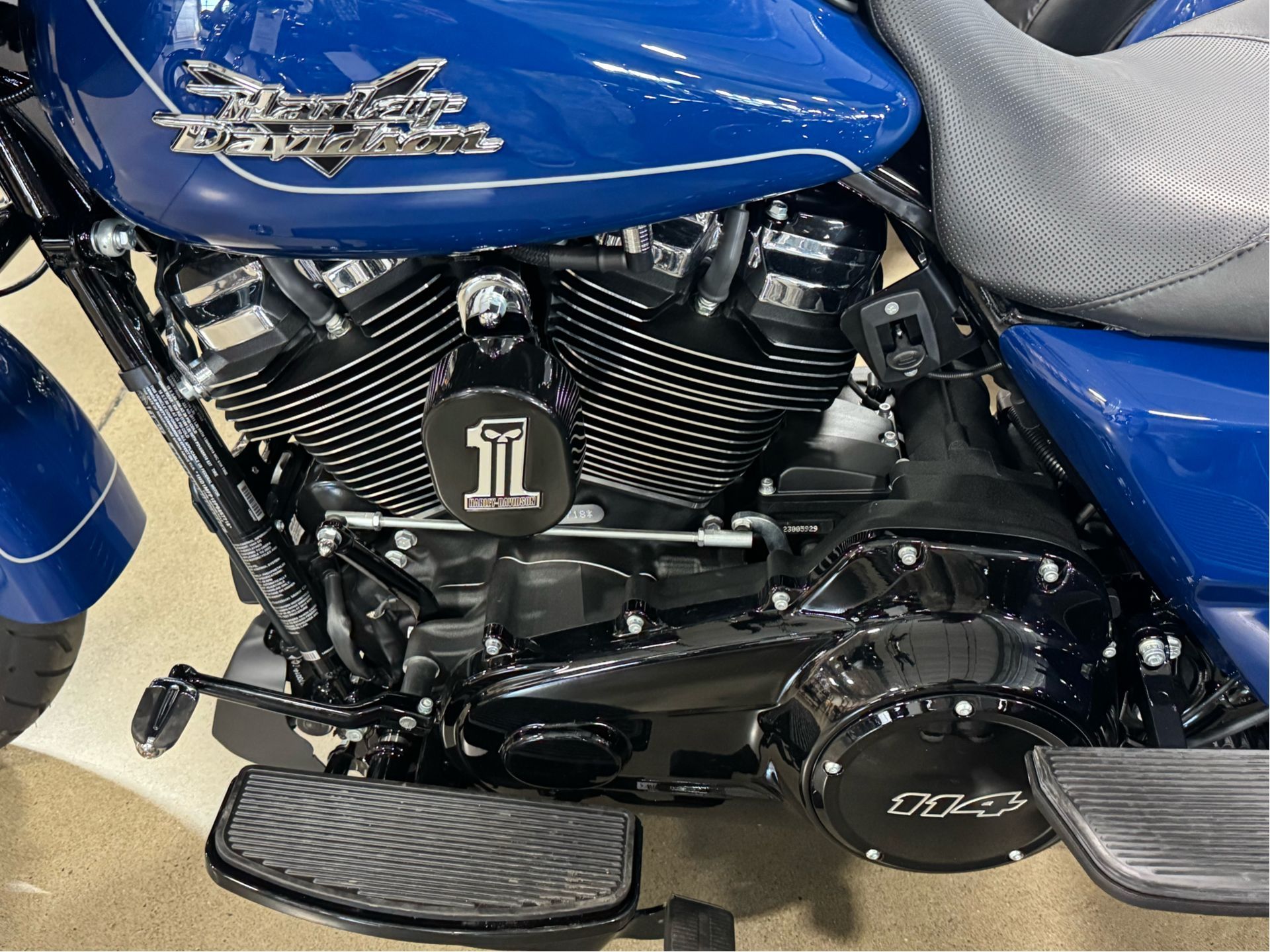 2023 Harley-Davidson Road Glide® 3 5