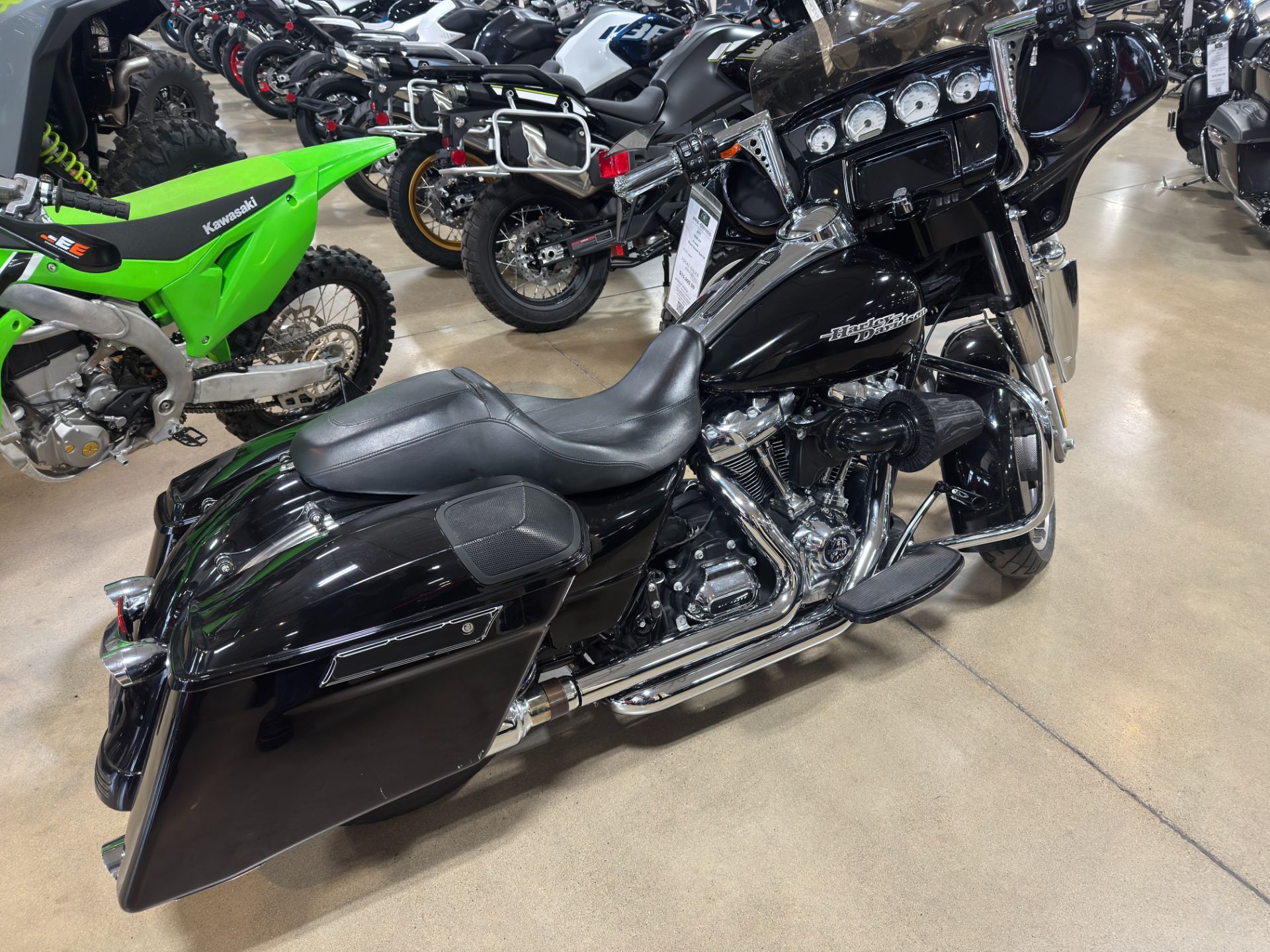 2017 Harley-Davidson Street Glide® Special 6