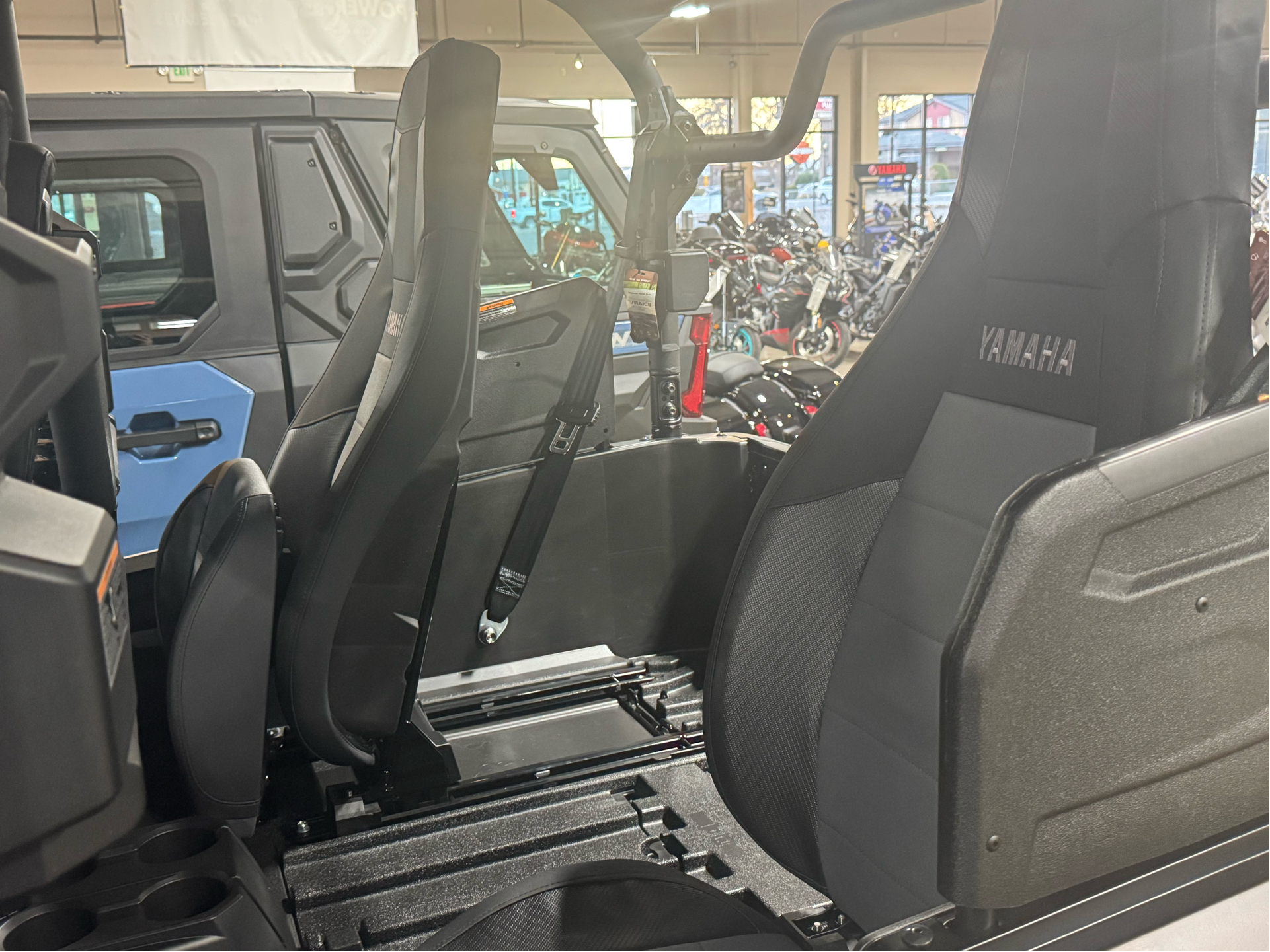 2024 Yamaha Wolverine RMAX4 1000 Compact Limited 5