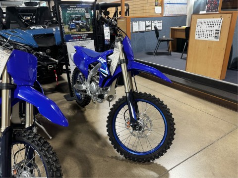 2027 Yamaha YZ450F — photo 1 of 27