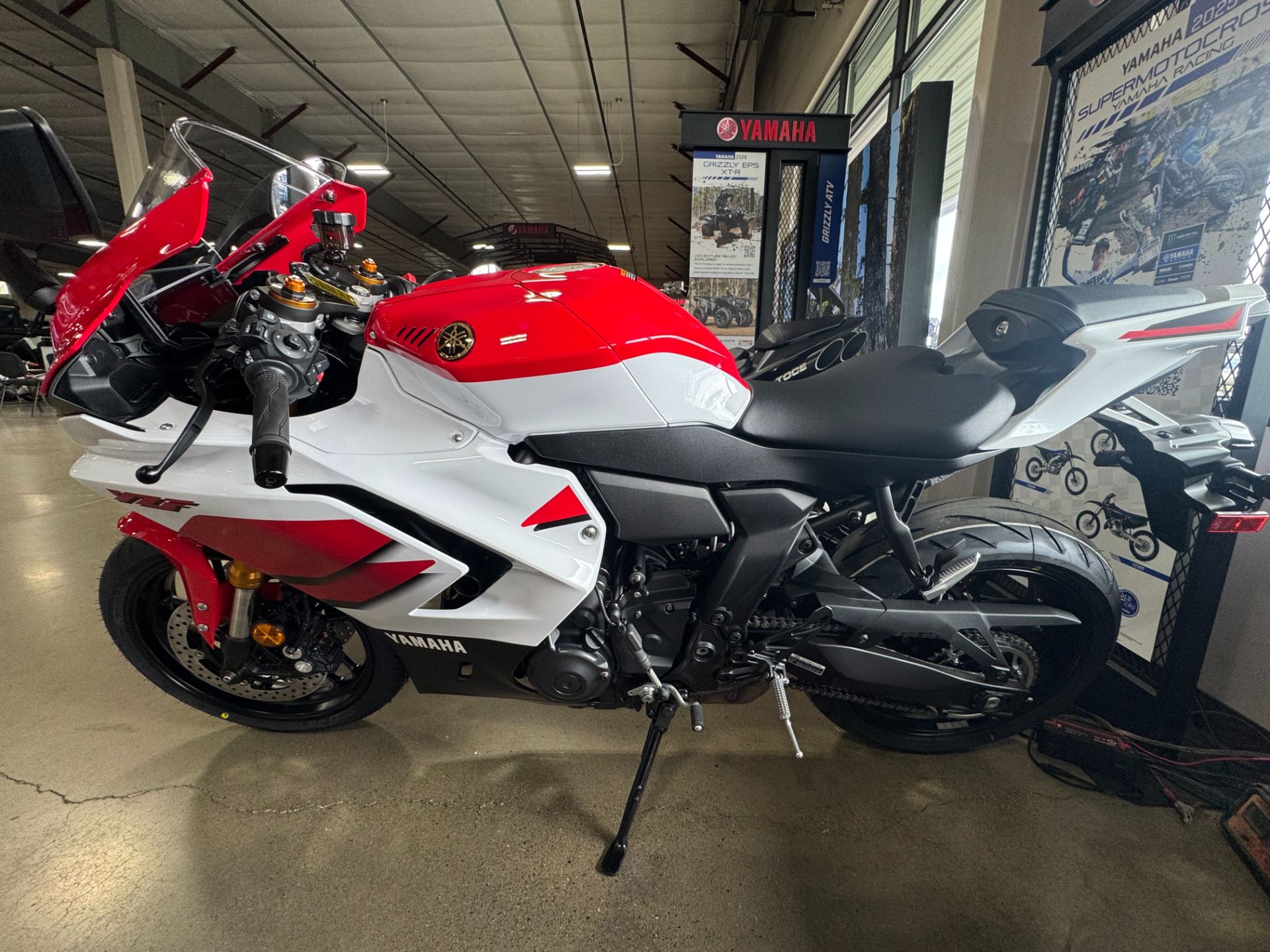 2026 YZF-R7