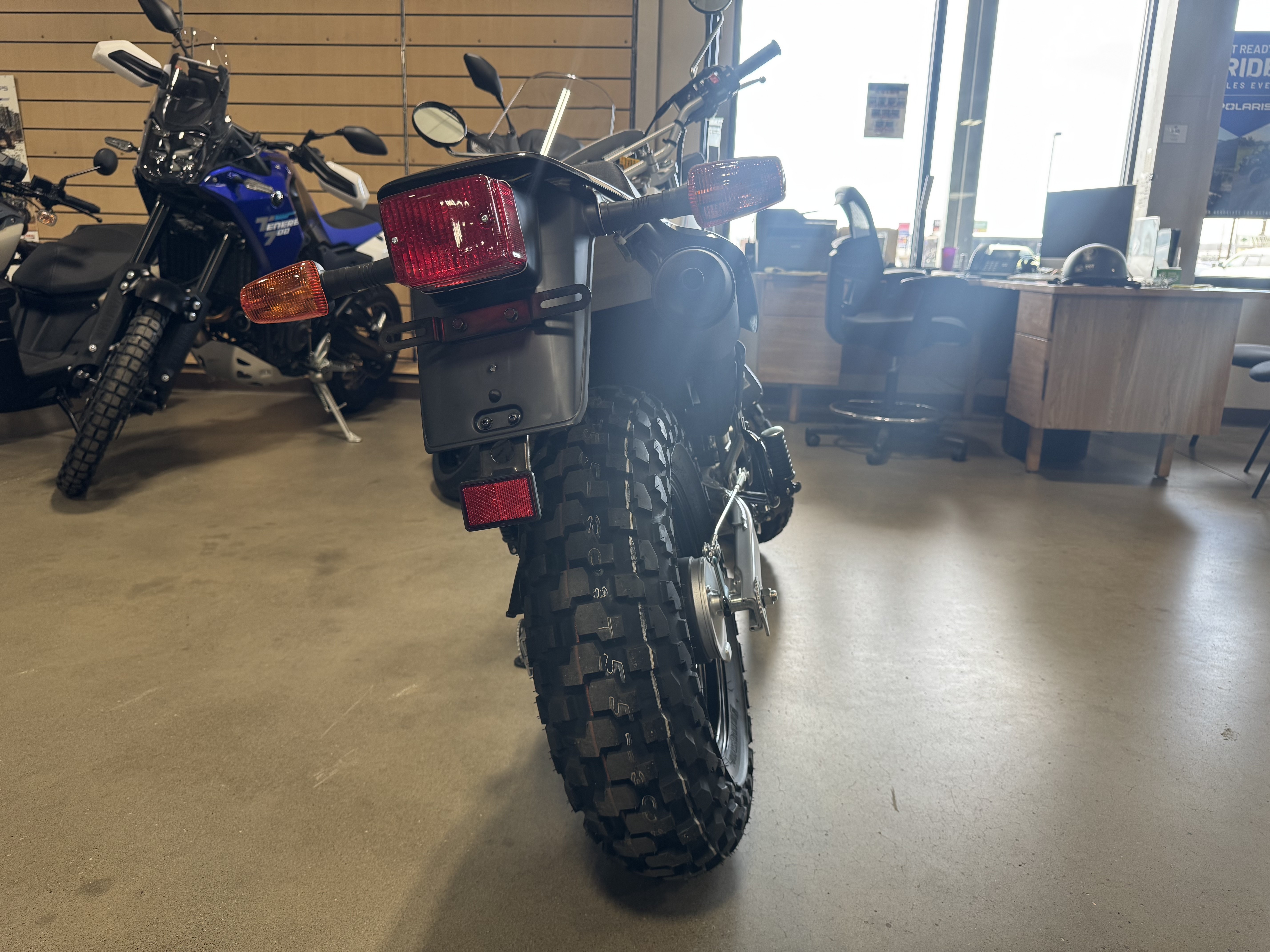 2027 Yamaha TW200 5