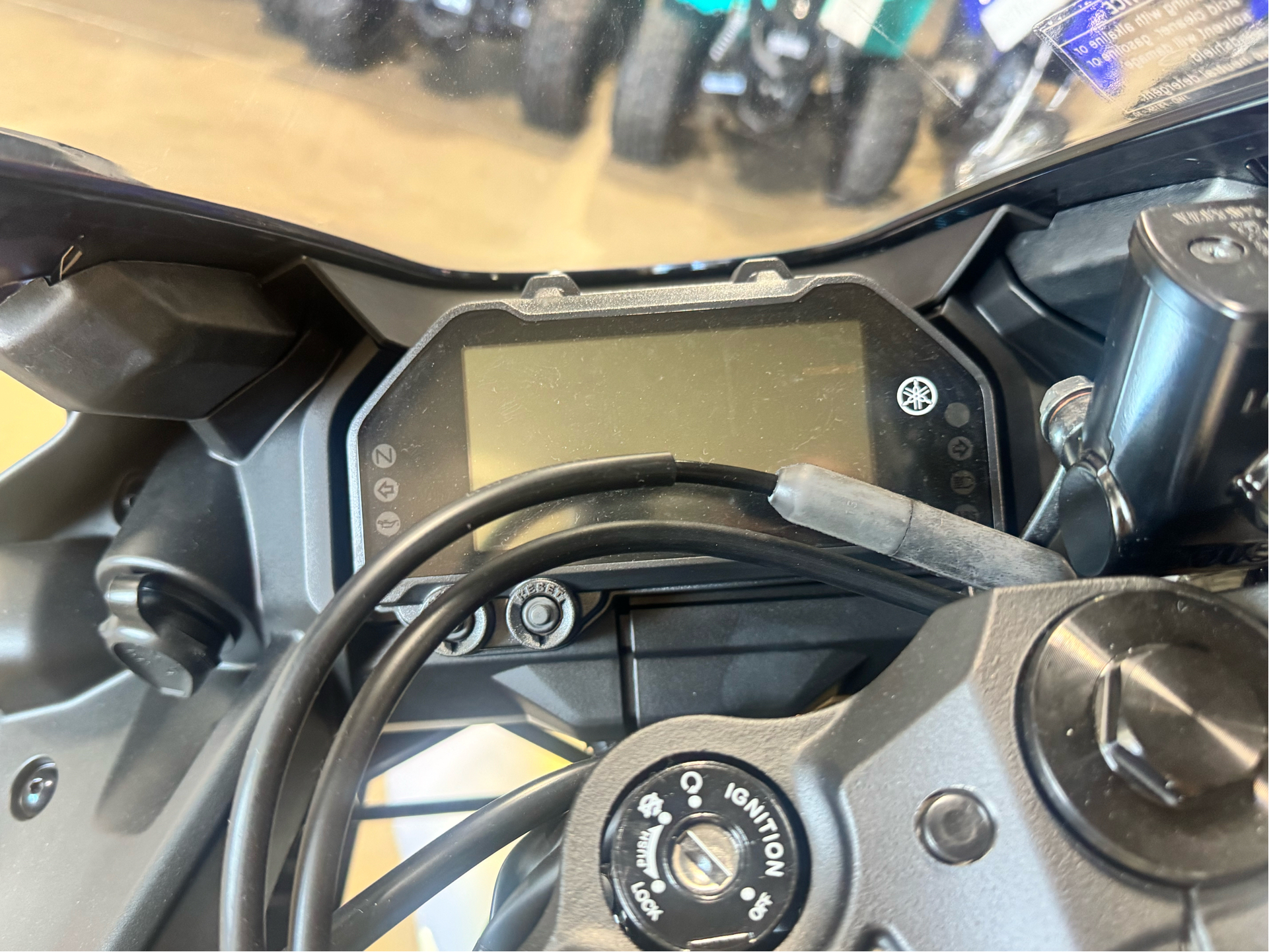 New 2025 Yamaha YZF-R3, Yakima WA | Specs, Price, Photos