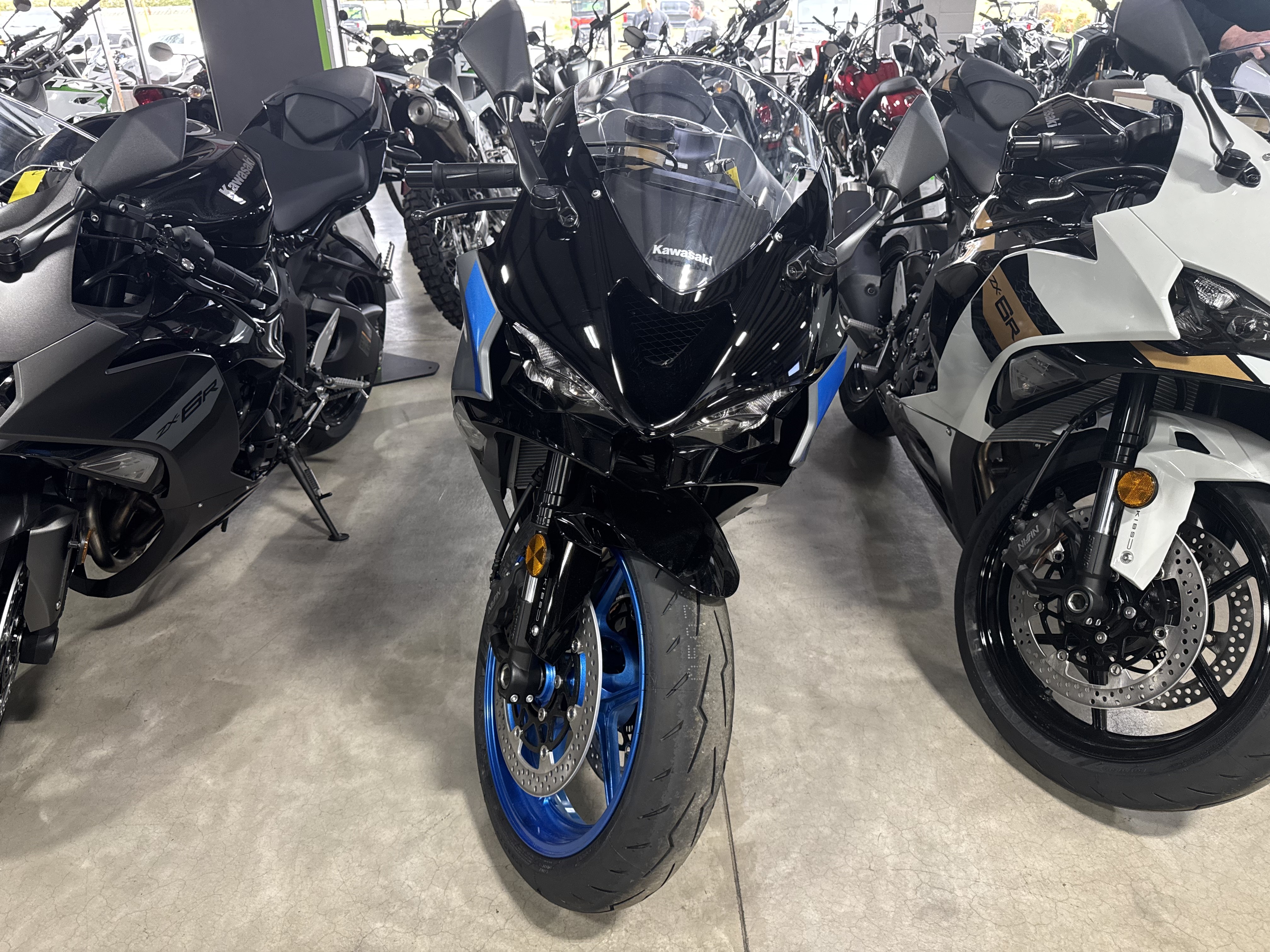 New 2026 Kawasaki Ninja® ZX™-6R ABS, Medford OR | Specs, Price